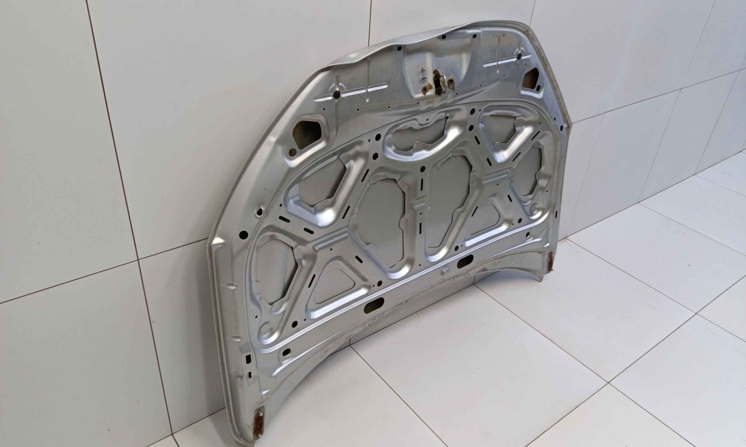 Капот Lada Granta 1 Restail