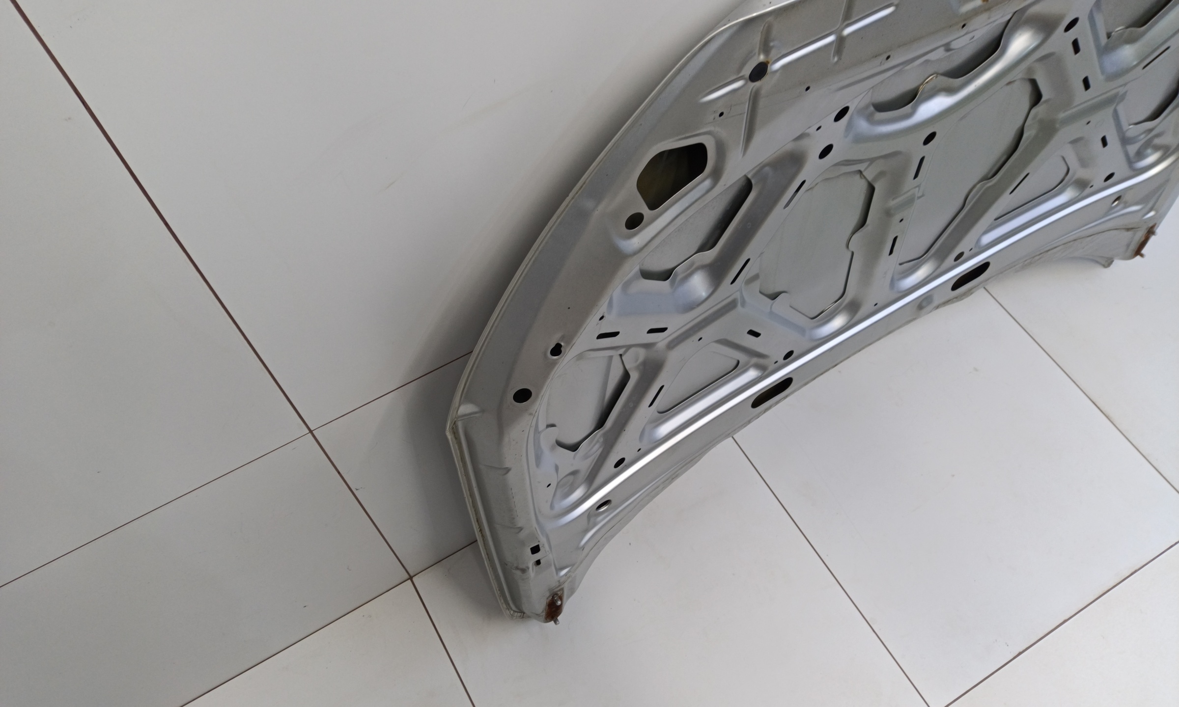 Капот Lada Granta 1 Restail