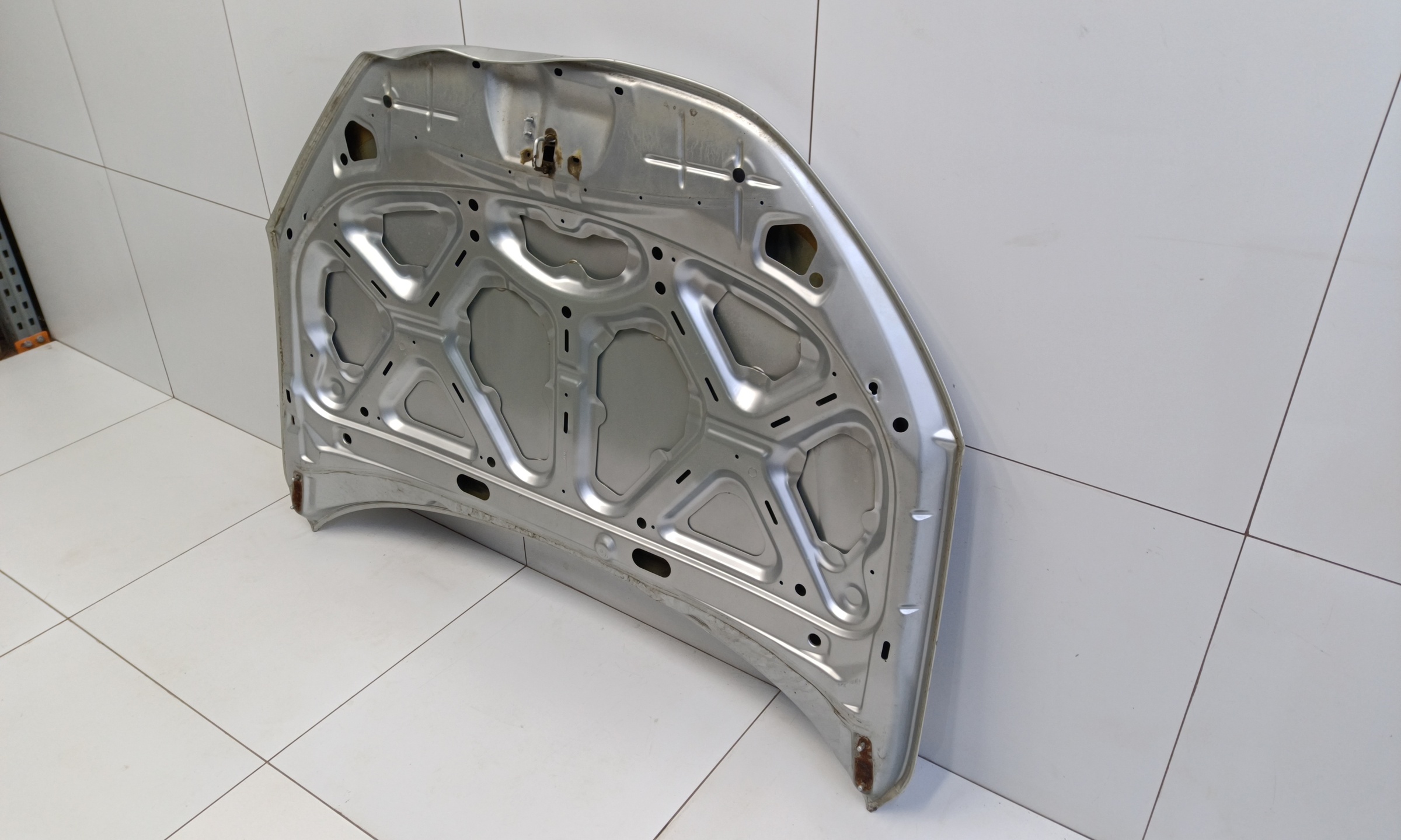 Капот Lada Granta 1 Restail