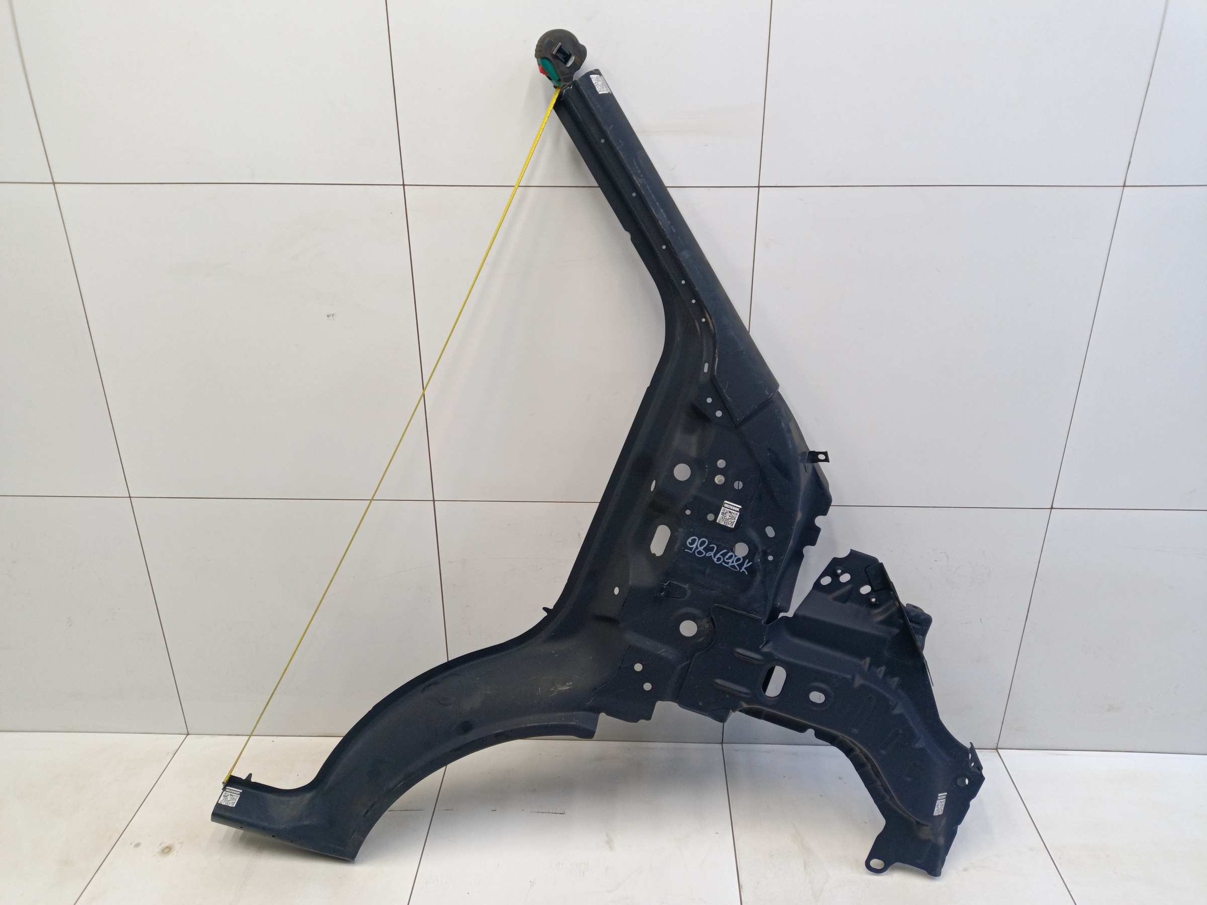 Боковая панель кузова правая передняя часть Ford Transit 7