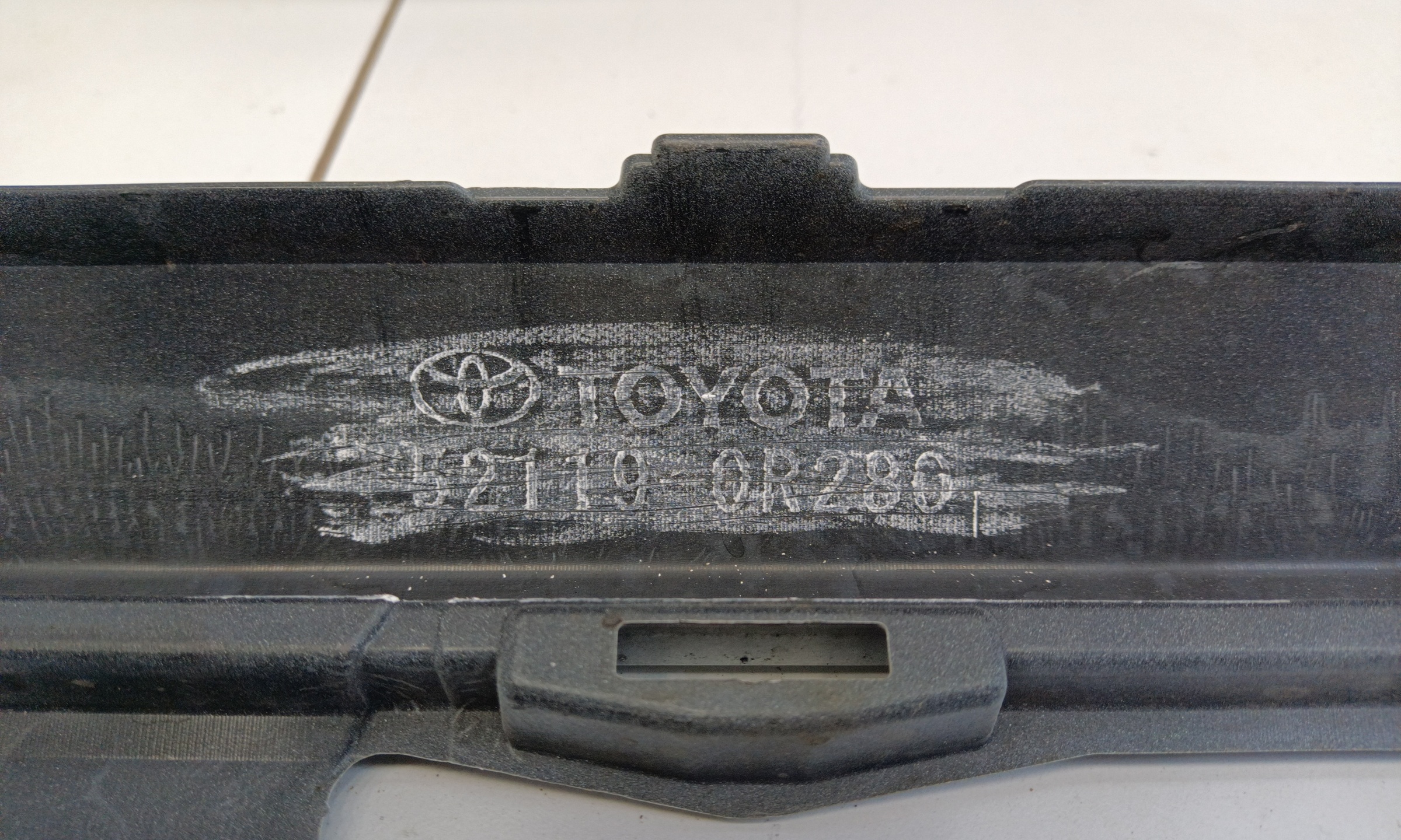 Бампер передний Toyota RAV4 XA50