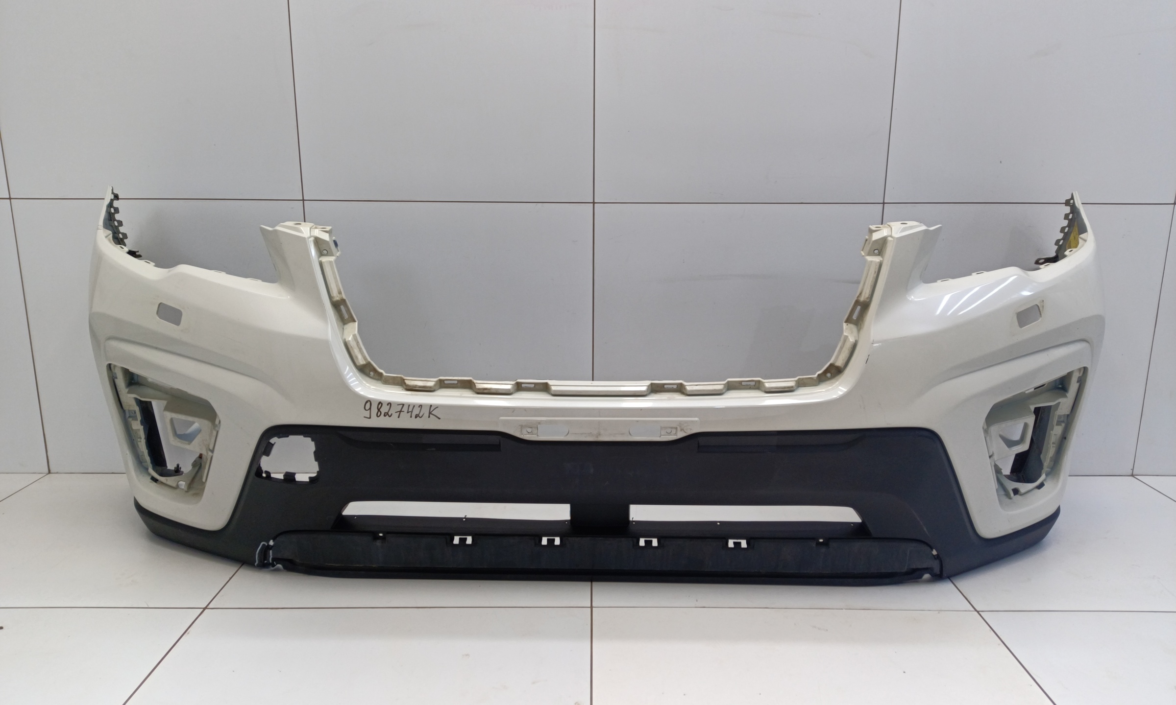 Бампер передний Subaru Forester 5 SK