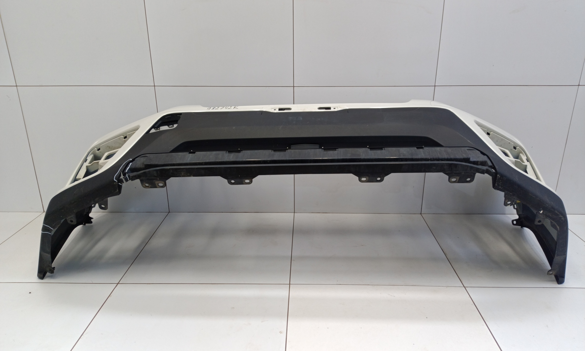 Бампер передний Subaru Forester 5 SK