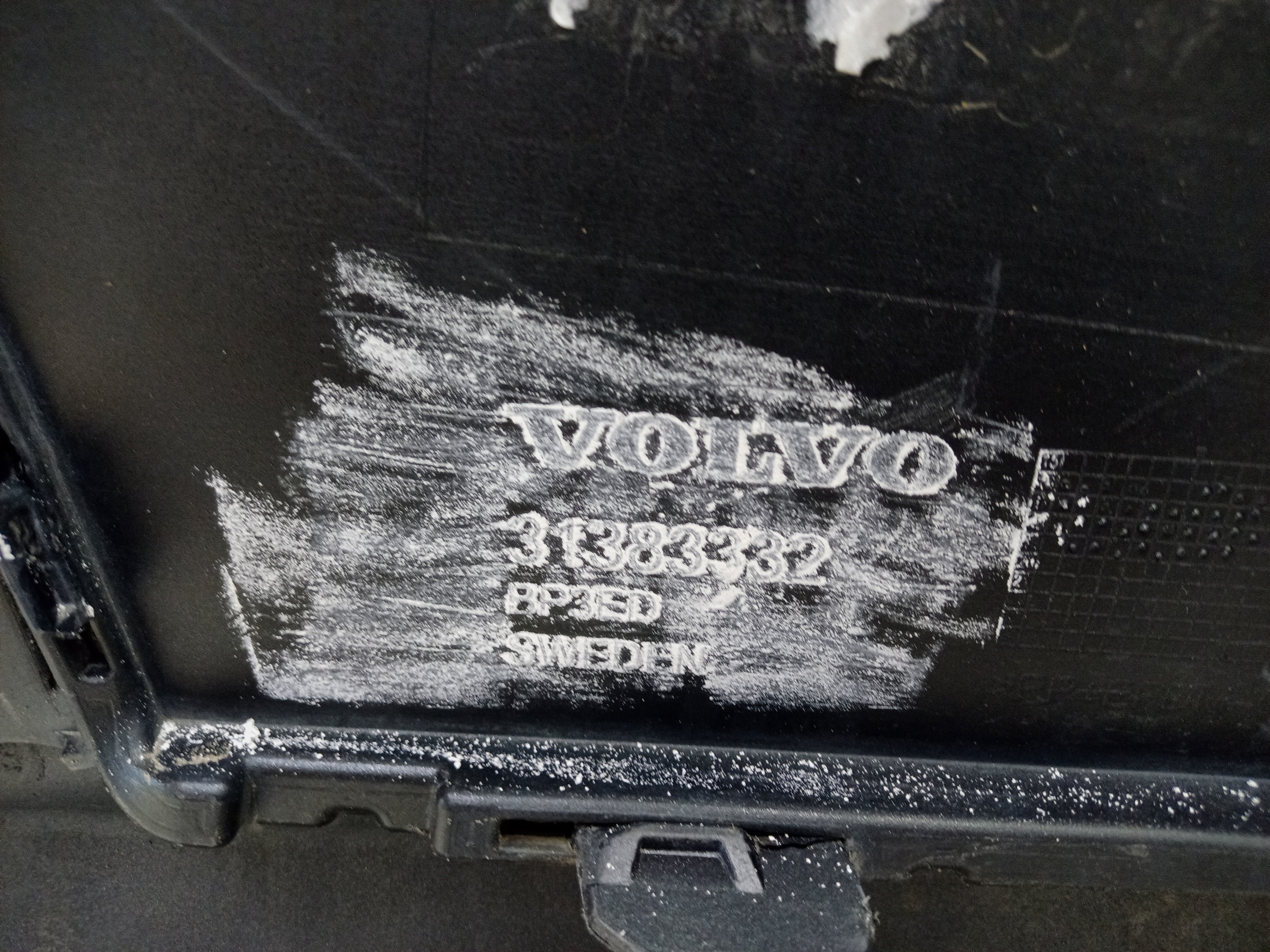 Бампер задний верхняя часть Volvo V90 Cross Country