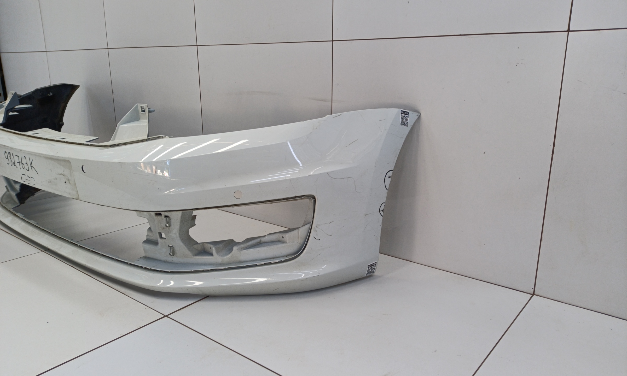 Бампер передний Volkswagen Polo 5 Sedan Restail