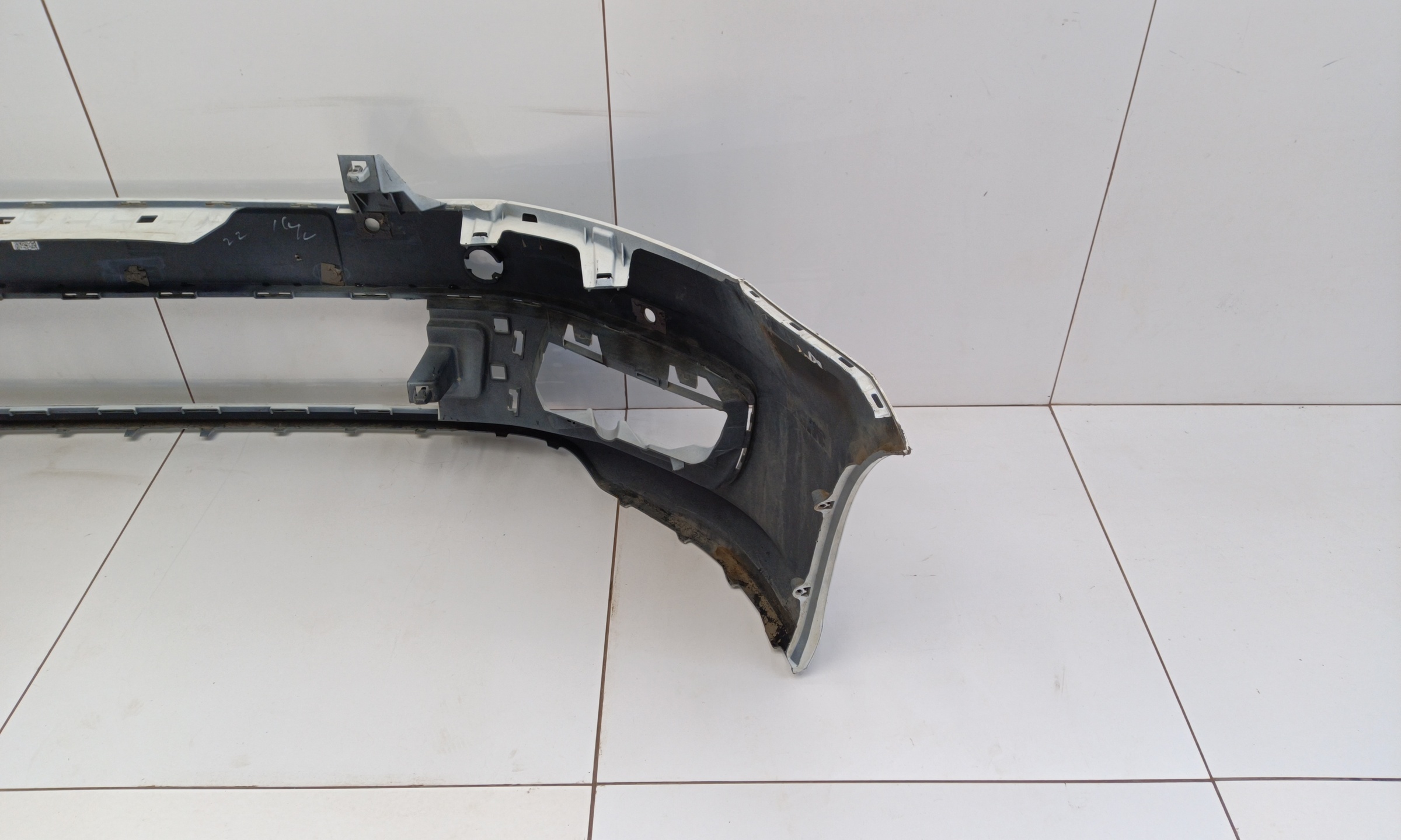 Бампер передний Volkswagen Polo 5 Sedan Restail