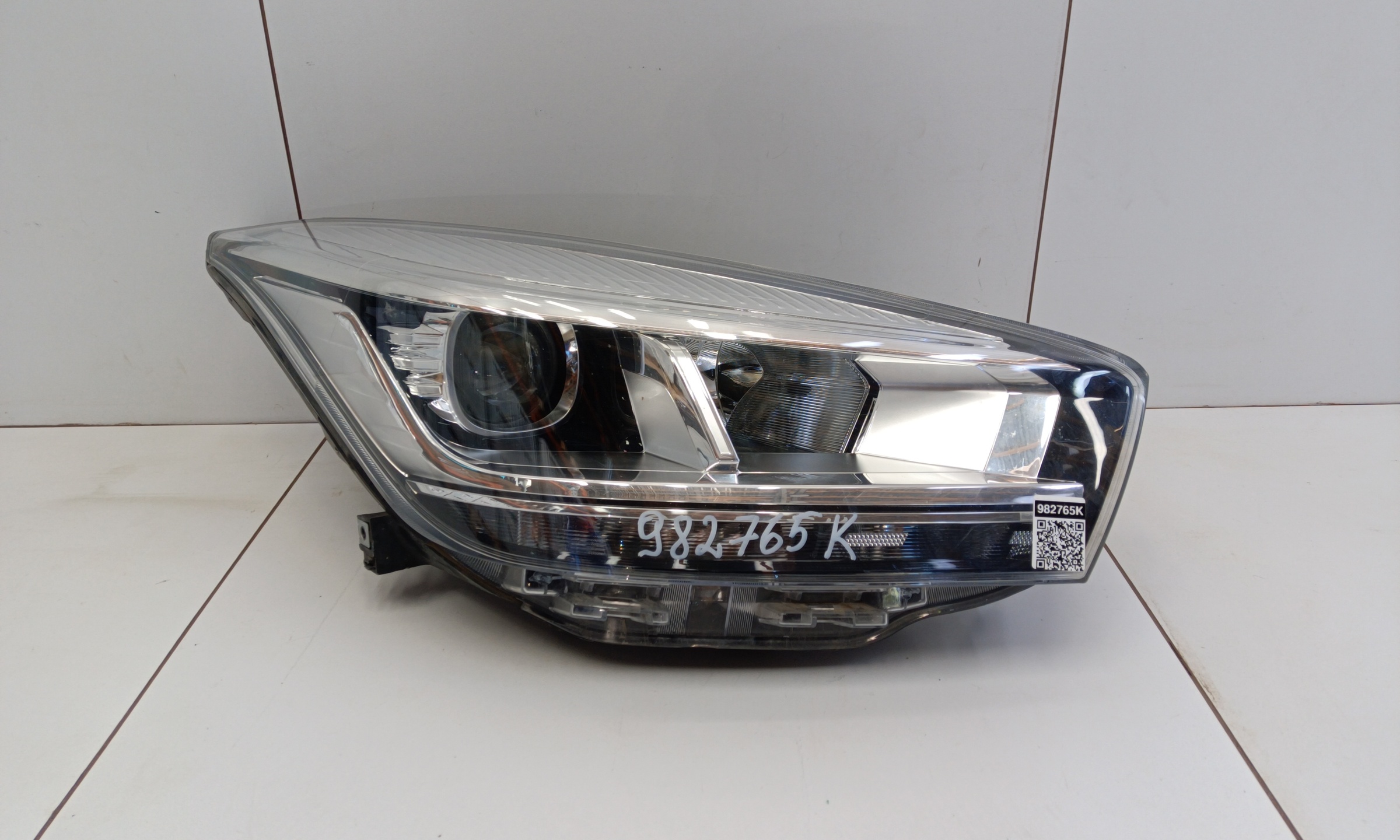 Фара передняя правая Chery Tiggo 4 Restail галоген линза