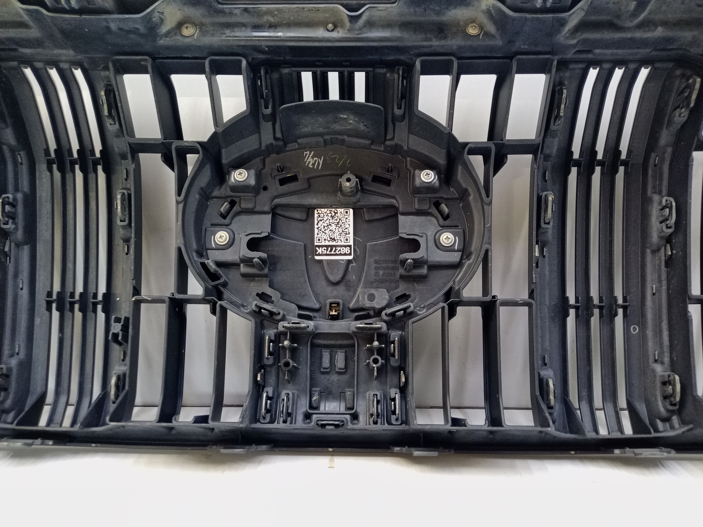 Решётка радиатора Toyota Land Cruiser Prado 150 Restail 3 Black Onyx