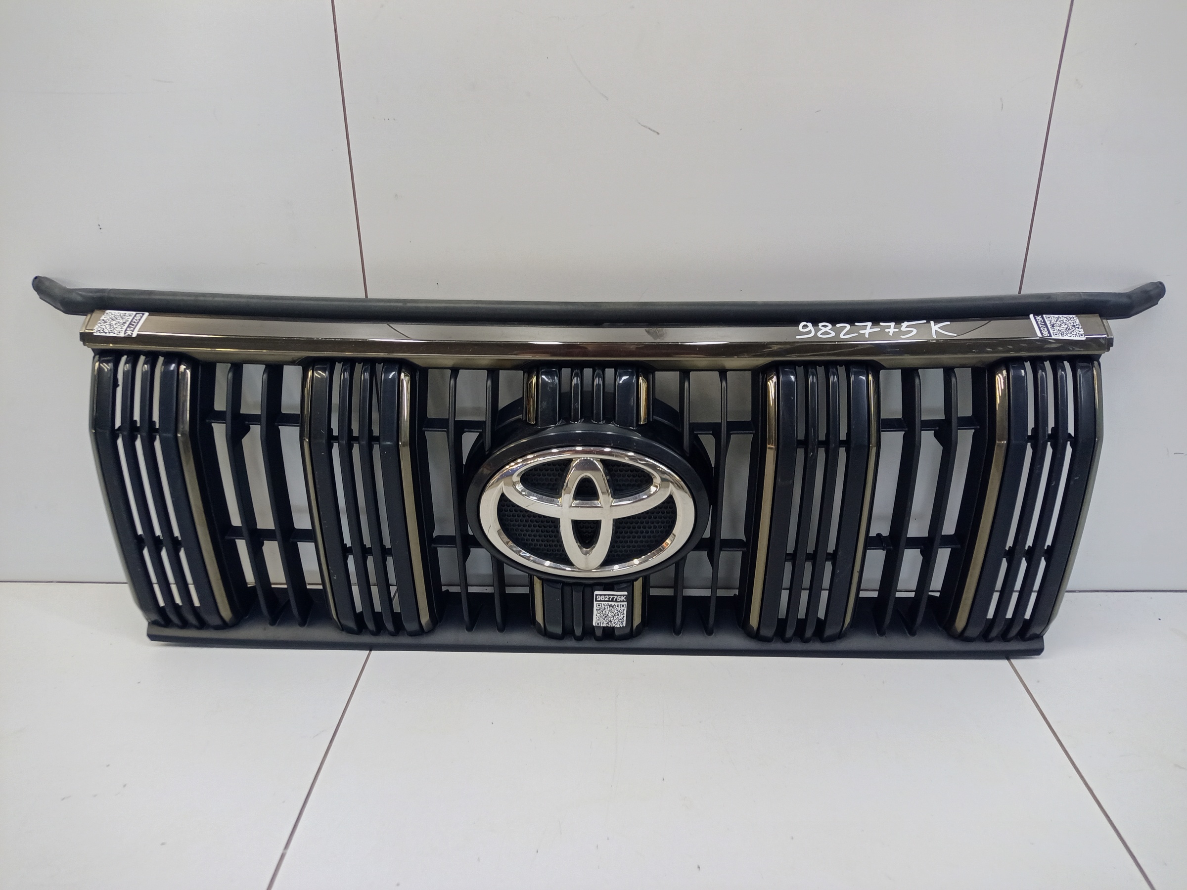 Решётка радиатора Toyota Land Cruiser Prado 150 Restail 3 Black Onyx