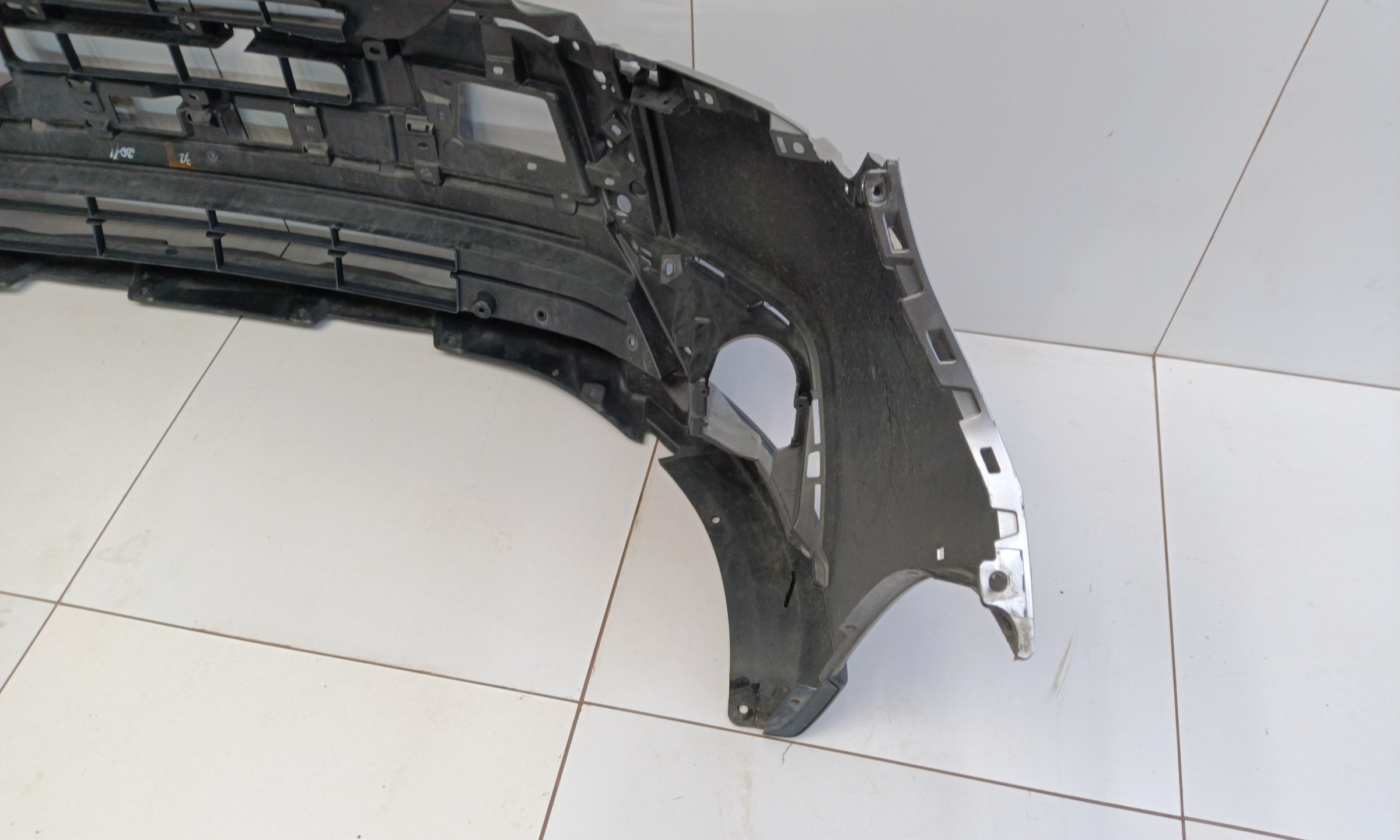 Бампер передний Mitsubishi Outlander 3 Restail 3
