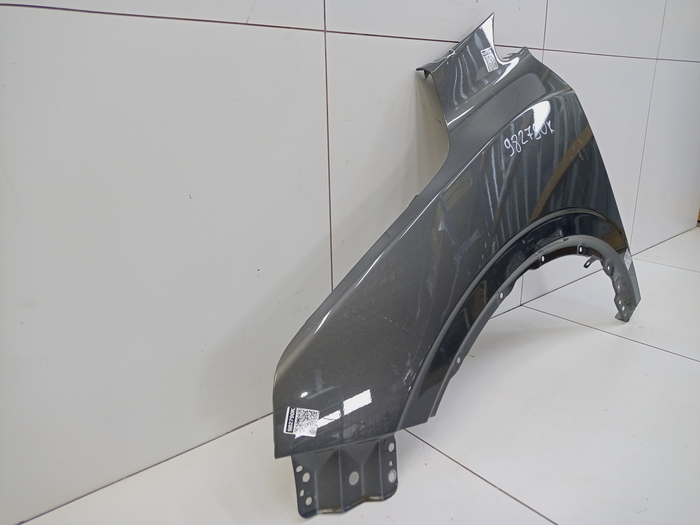 Крыло переднее левое Geely Coolray