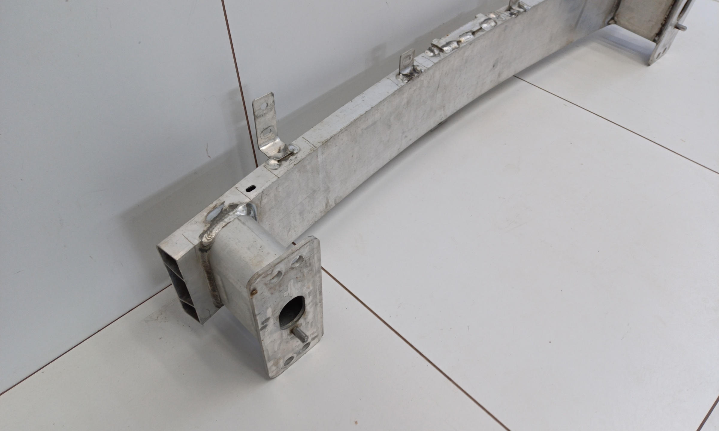 Усилитель переднего бампера Changan CS75 PLUS