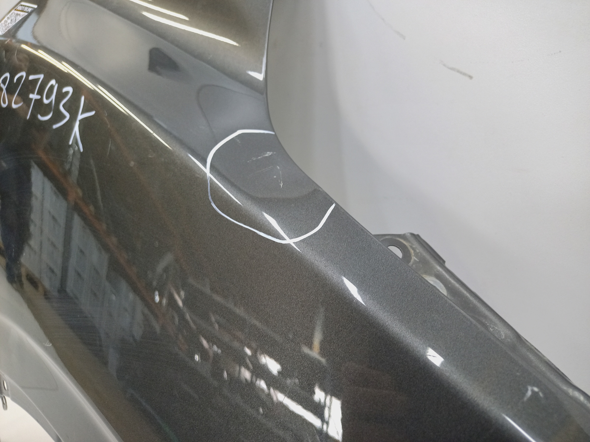 Крыло переднее правое Geely Coolray