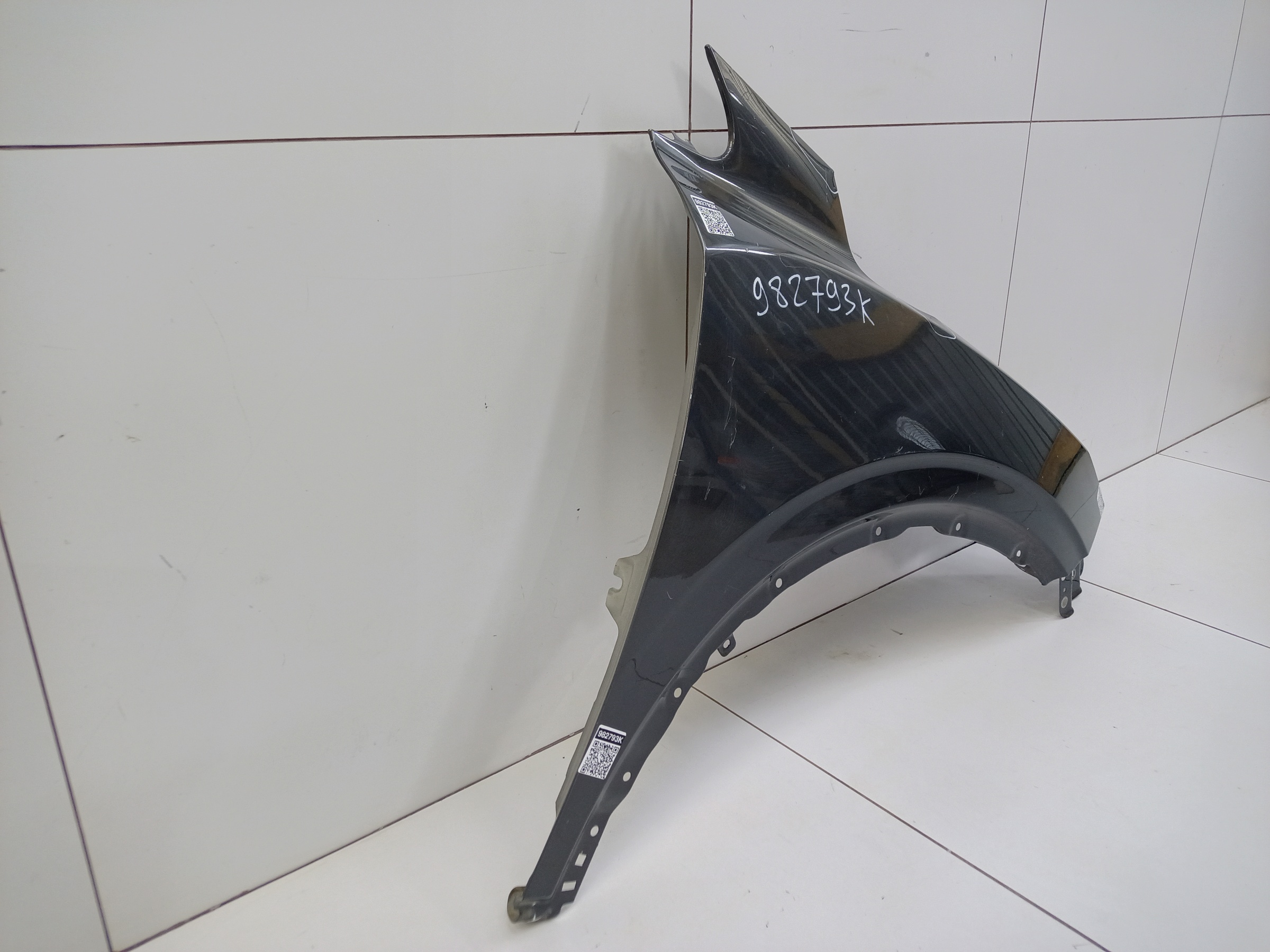 Крыло переднее правое Geely Coolray