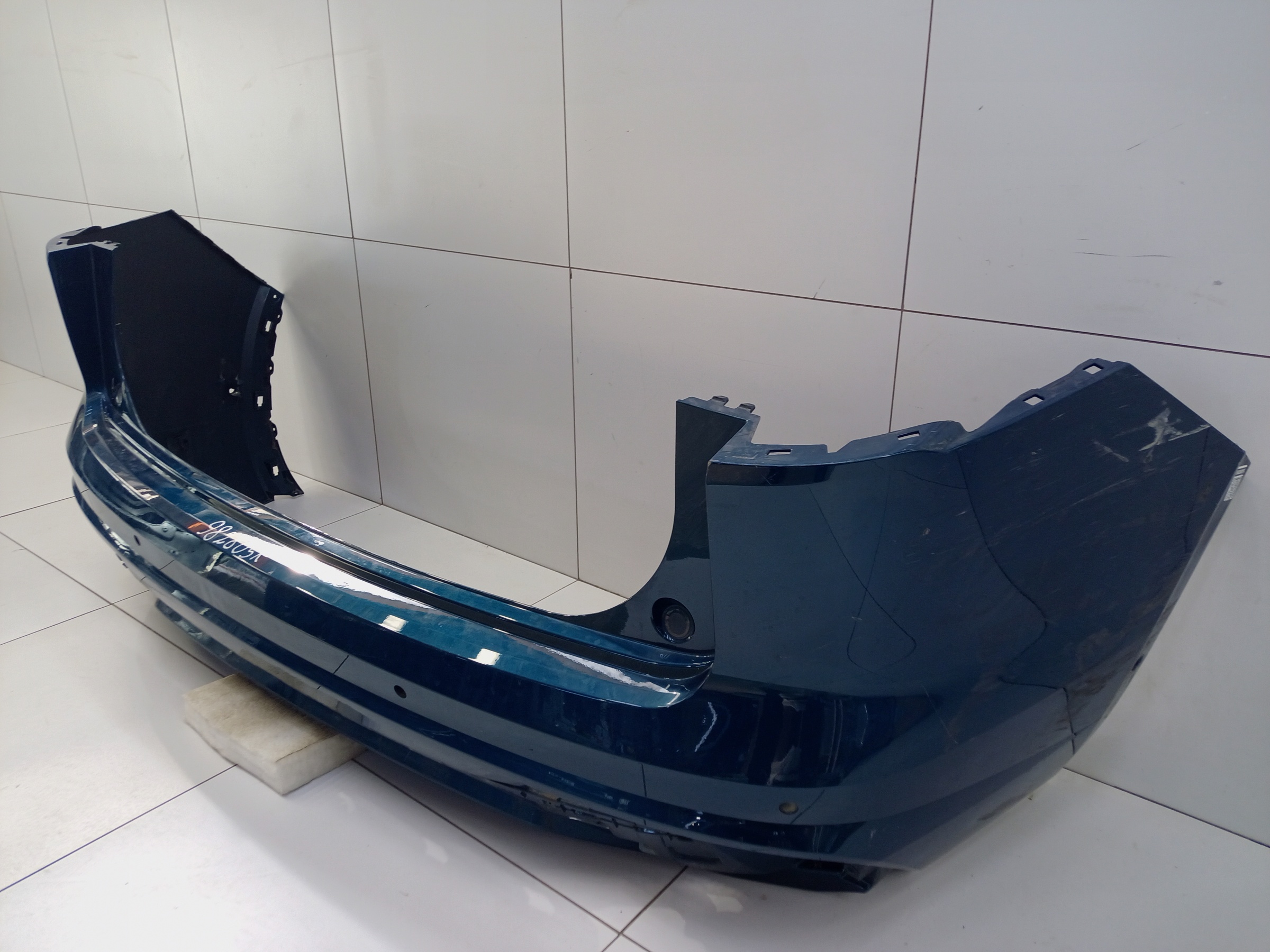 Бампер задний Geely Monjaro