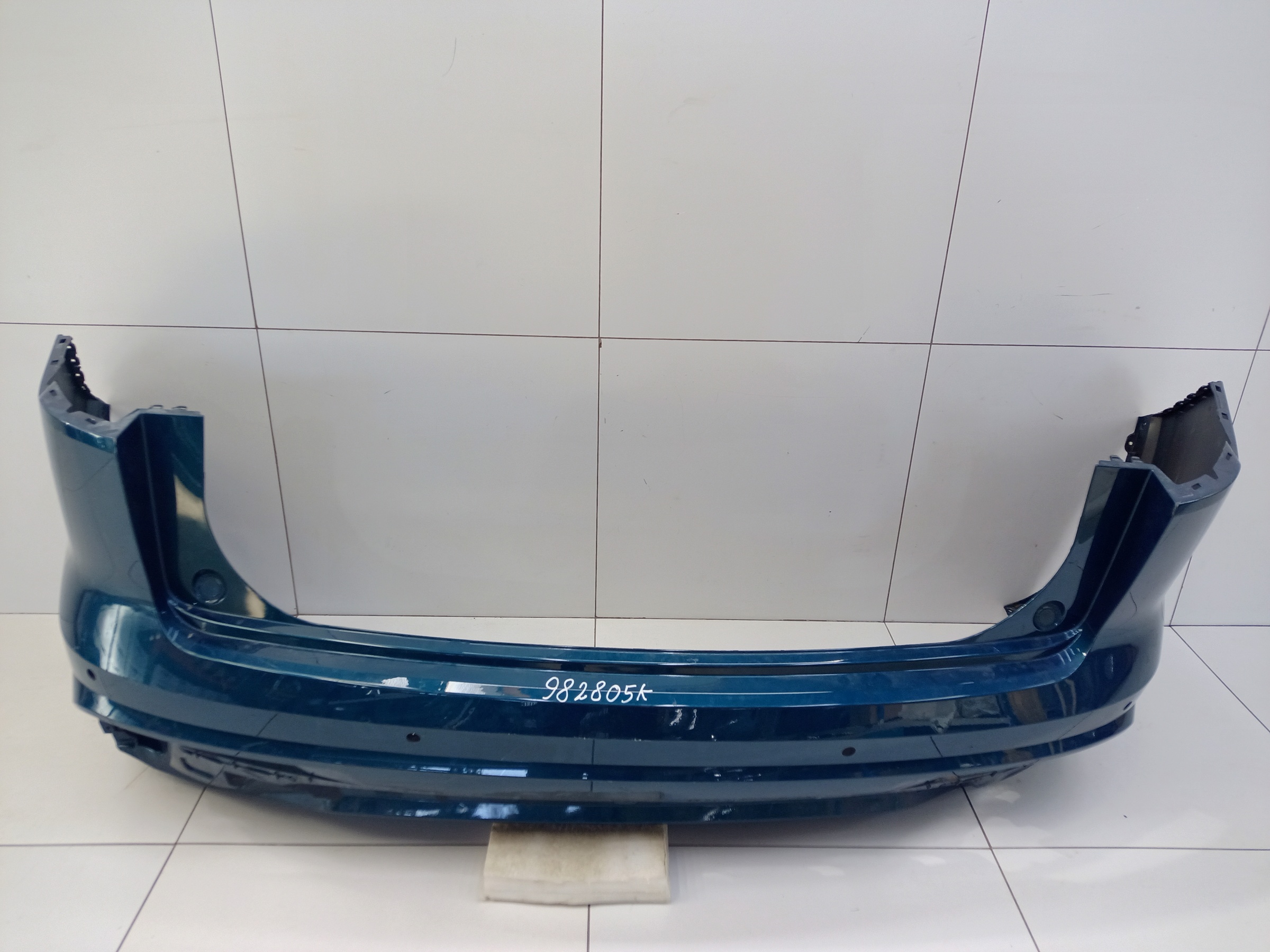 Бампер задний Geely Monjaro