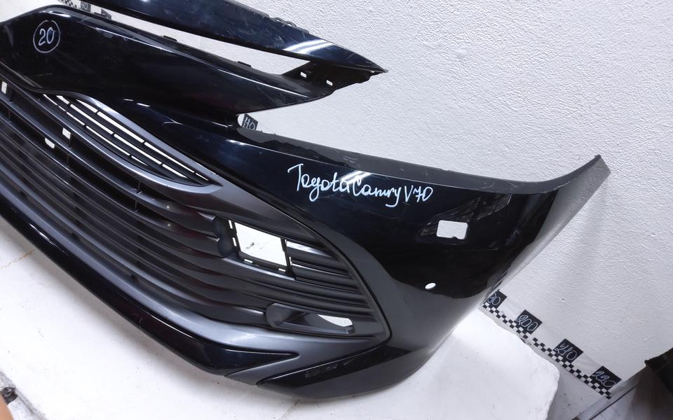Бампер передний Toyota Camry V70