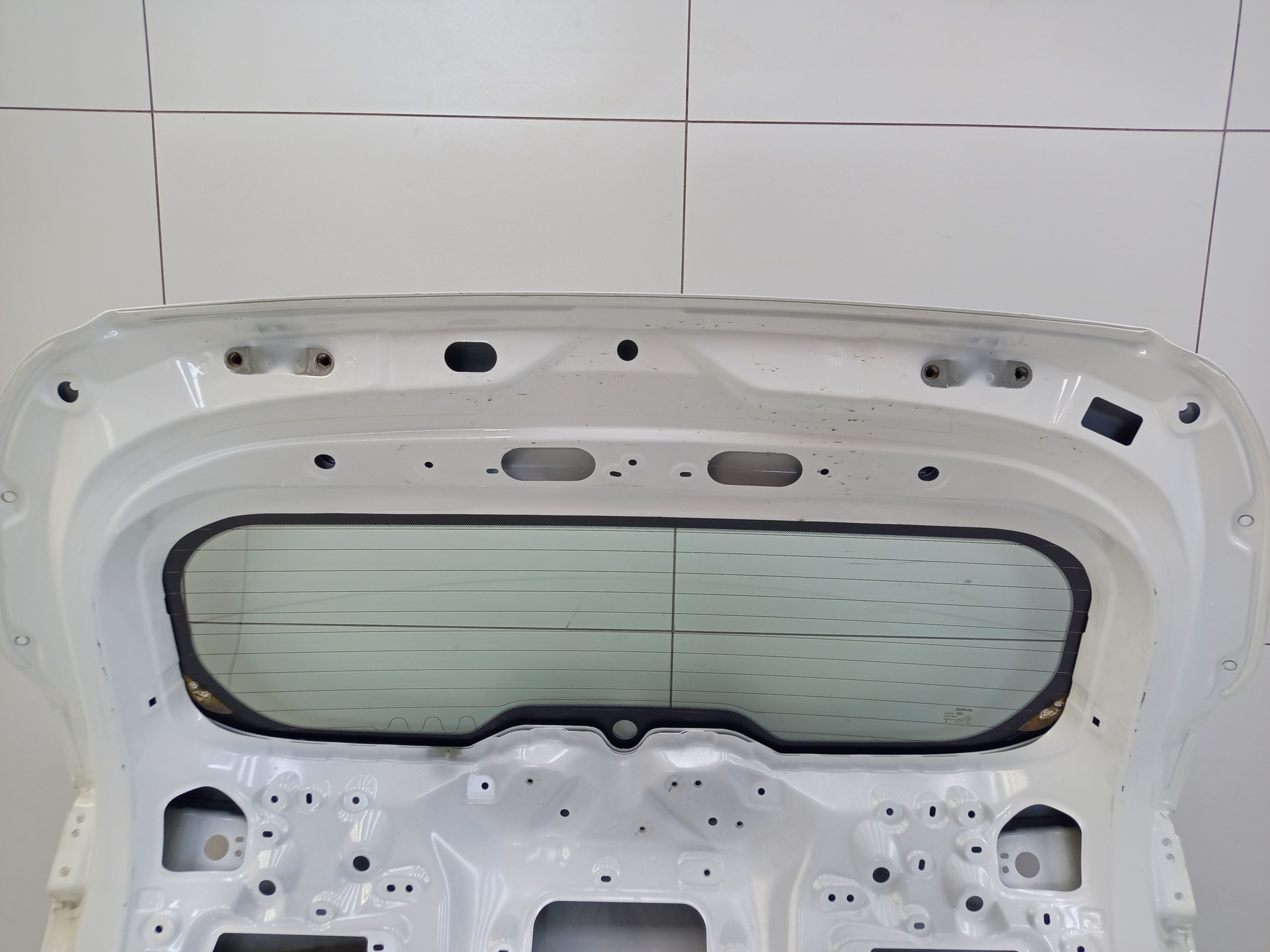 Крышка багажника Haval Jolion