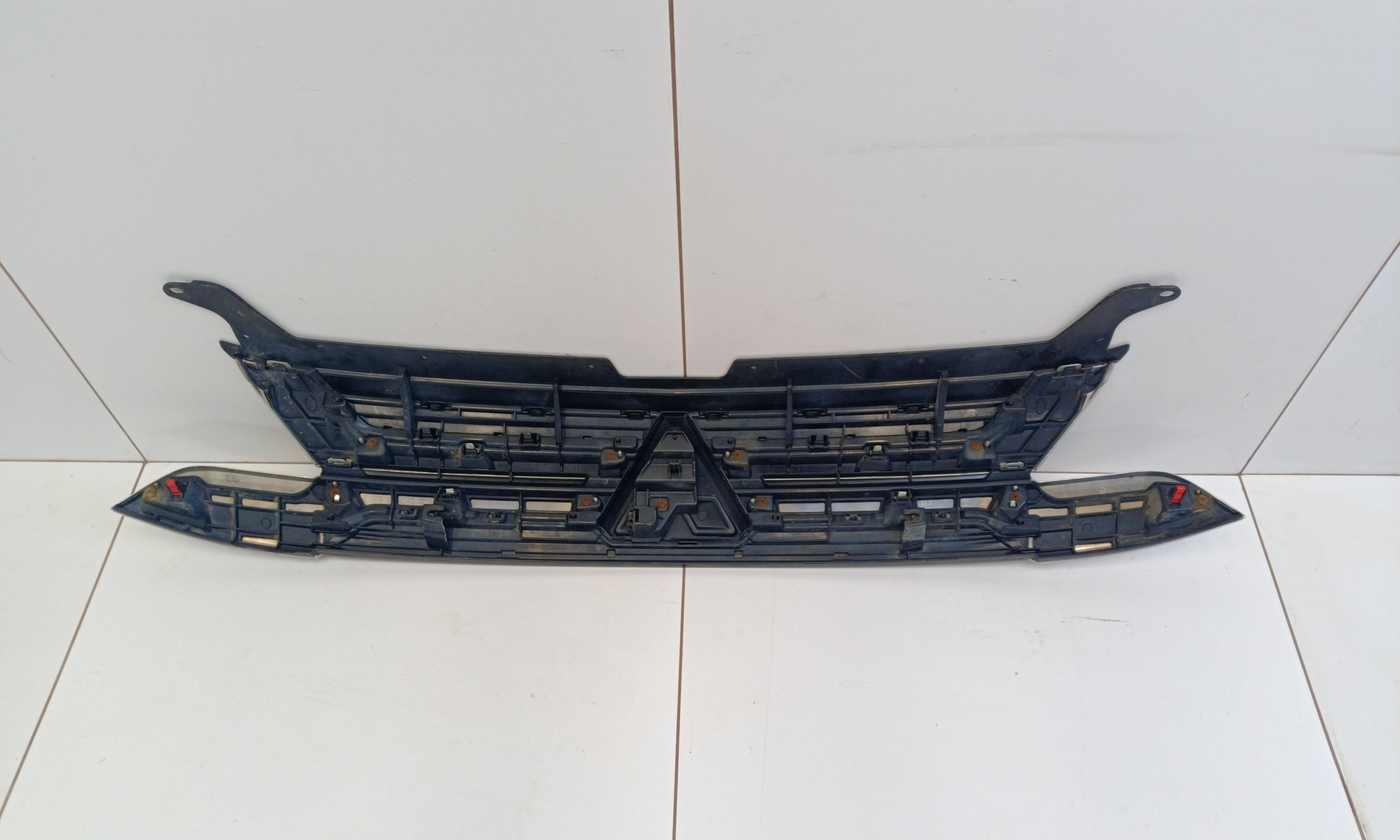 Решетка радиатора Mitsubishi Outlander 3 Restail 3