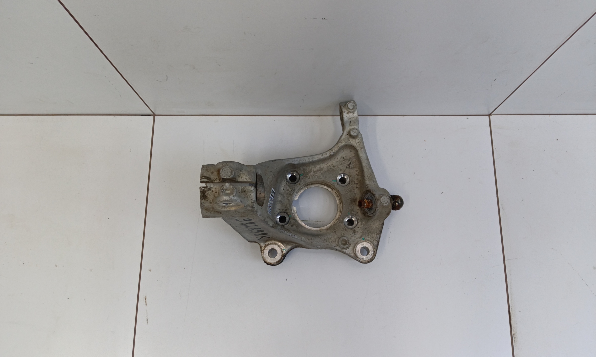 Кулак поворотный передний правый Exeed TXL