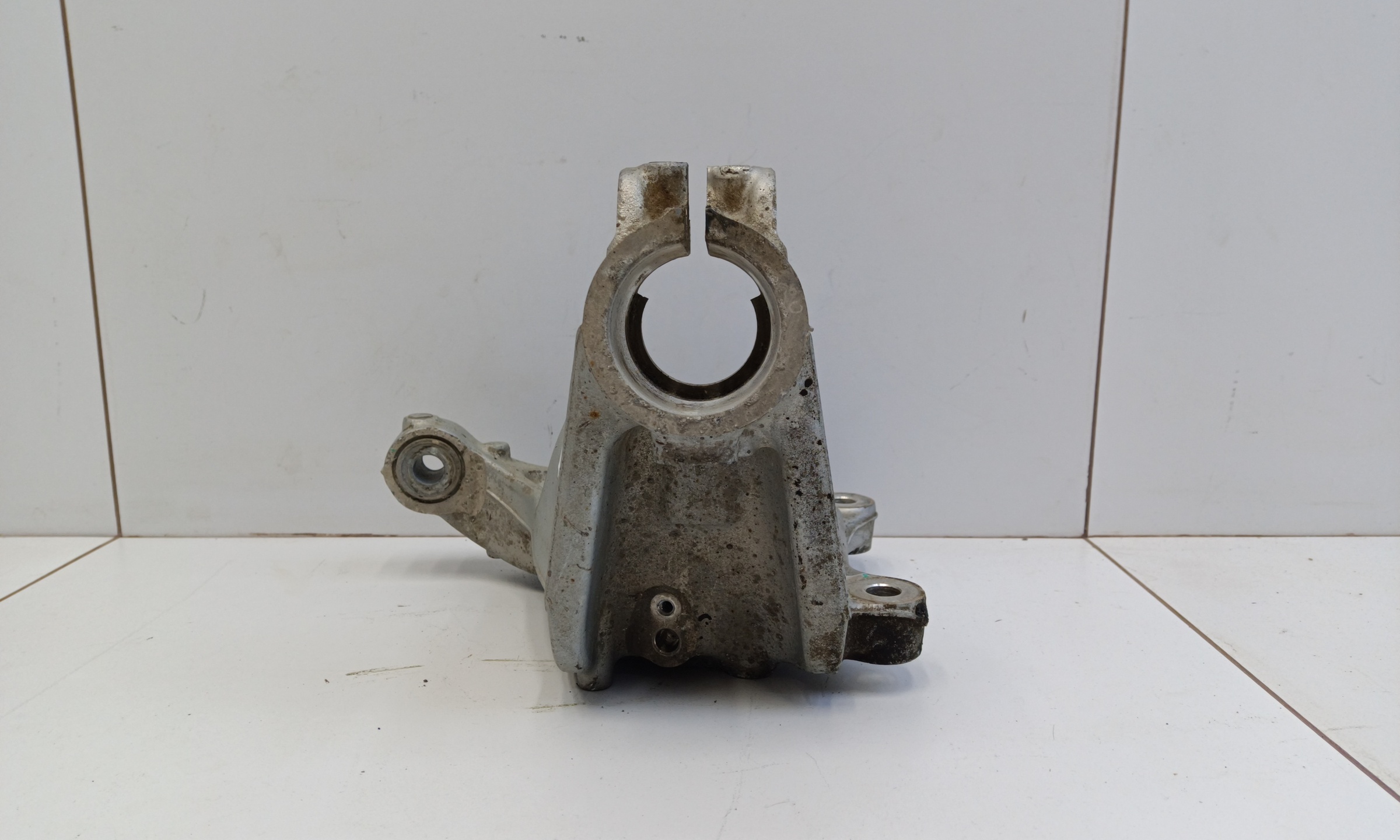 Кулак поворотный передний правый Exeed TXL