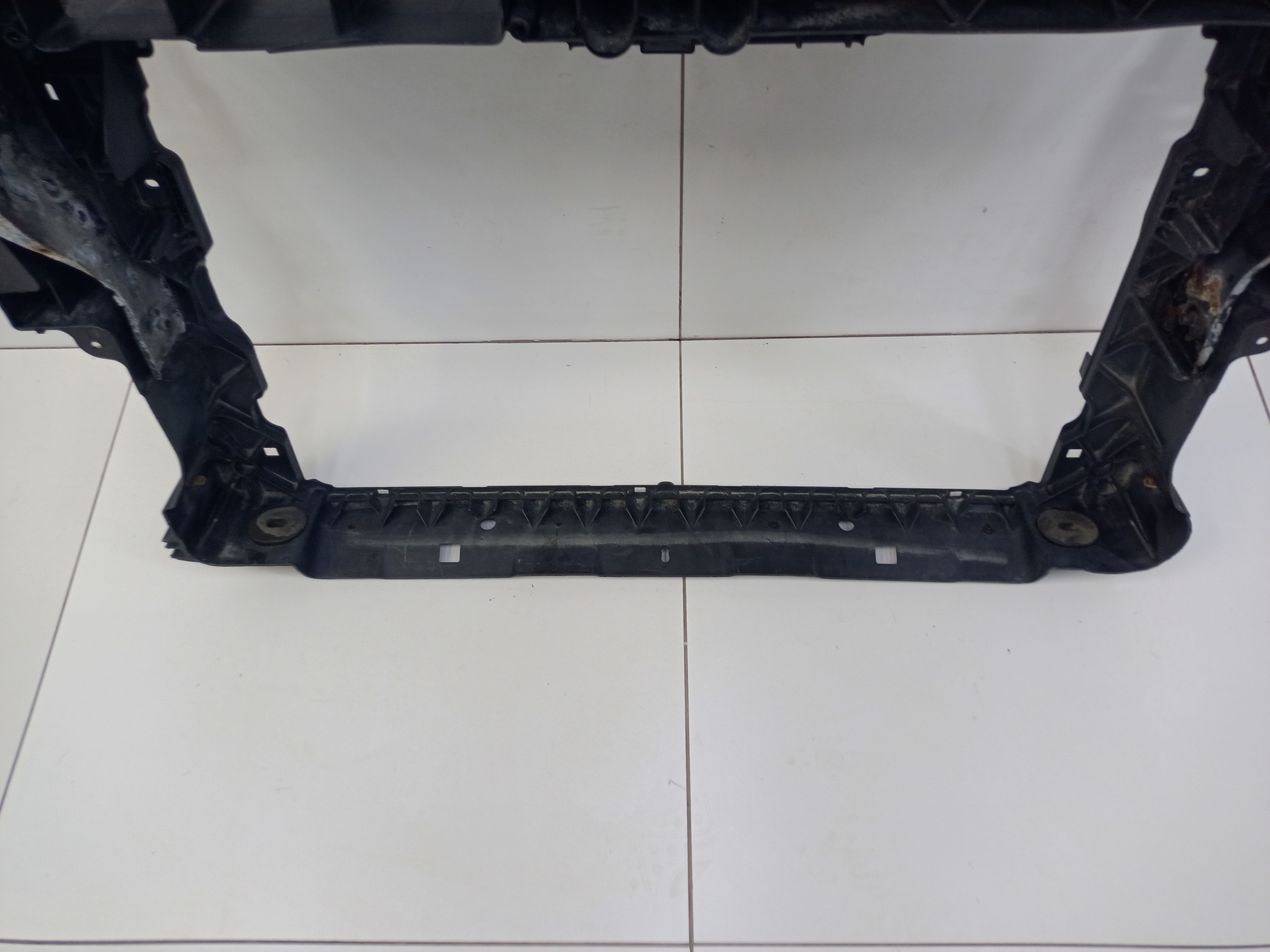 Панель передняя Volkswagen Tiguan 1