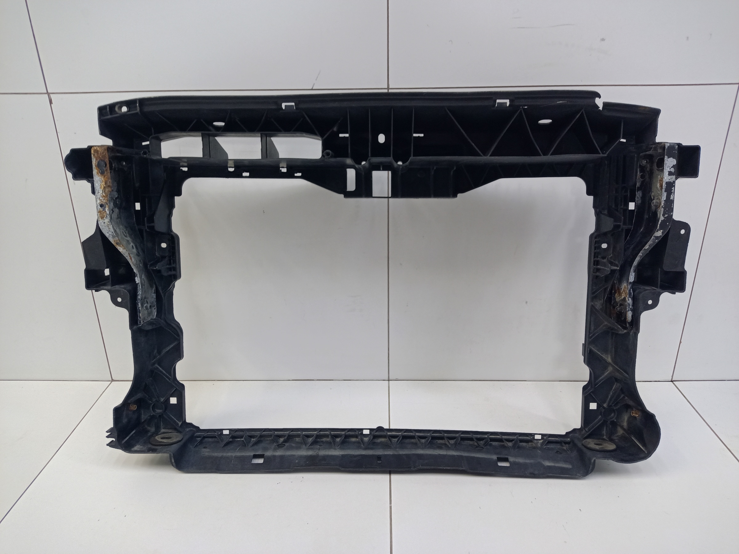 Панель передняя Volkswagen Tiguan 1
