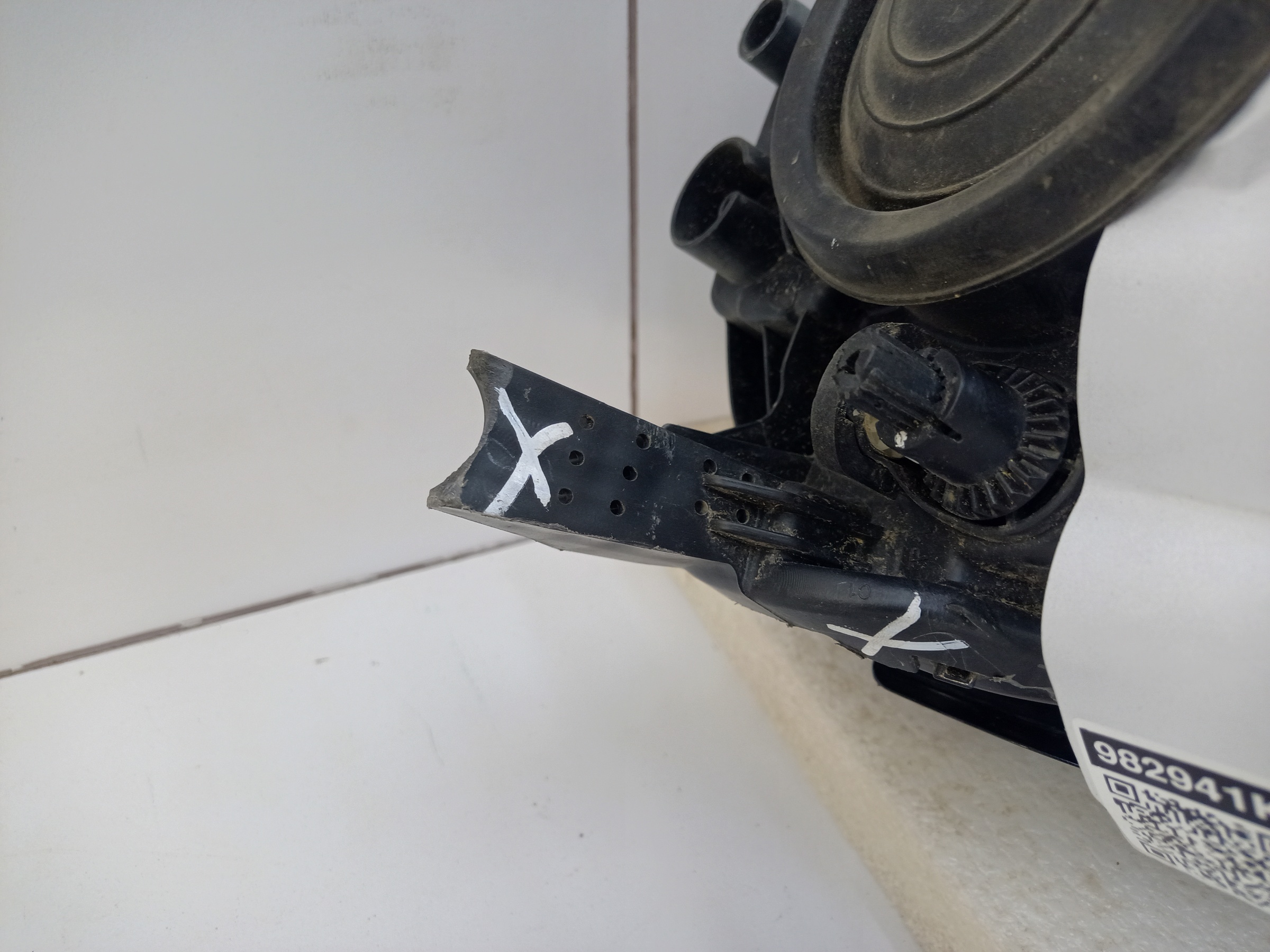 Фара передняя левая Ford EcoSport Restail ксенон