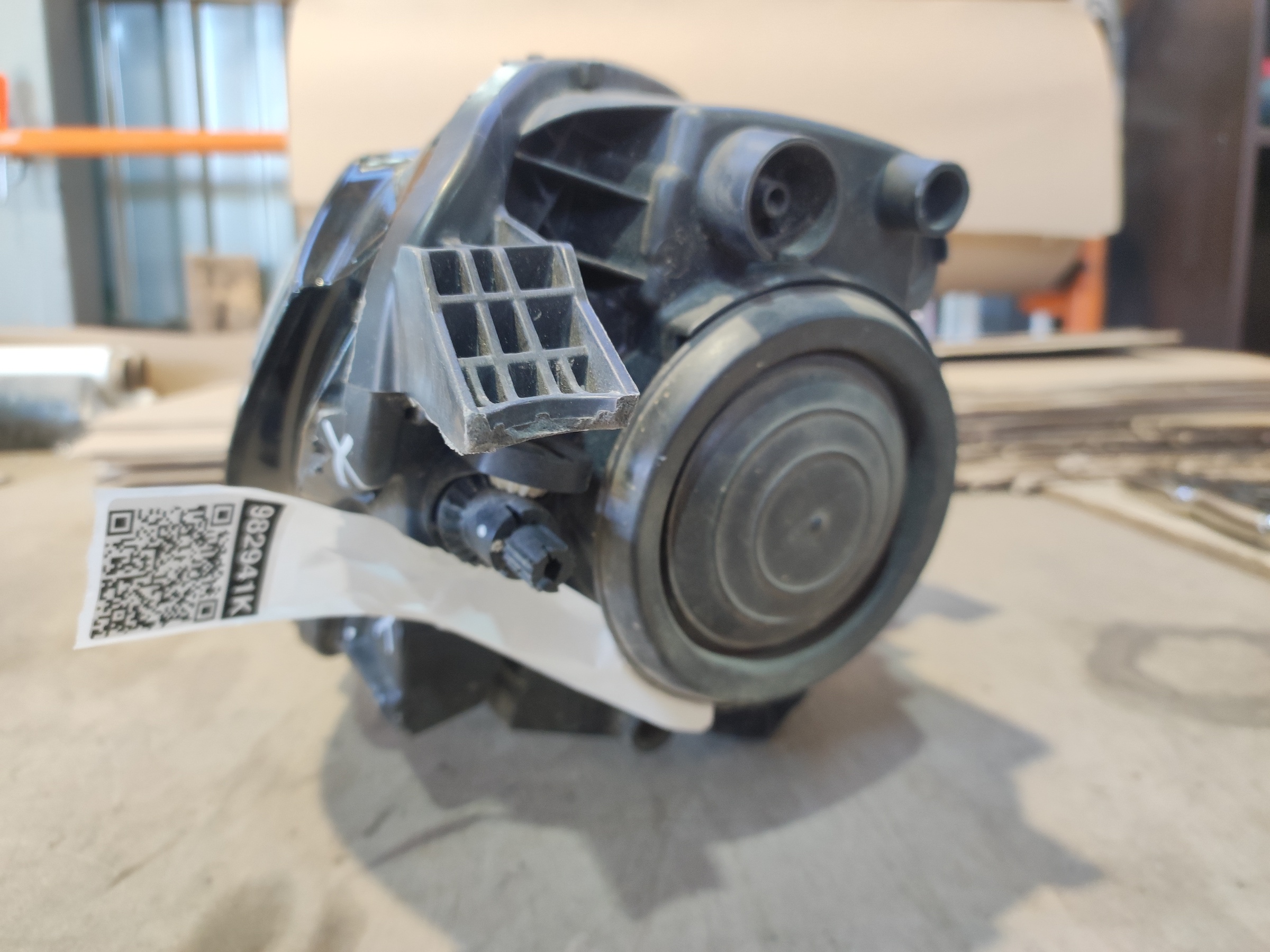 Фара передняя левая Ford EcoSport Restail ксенон