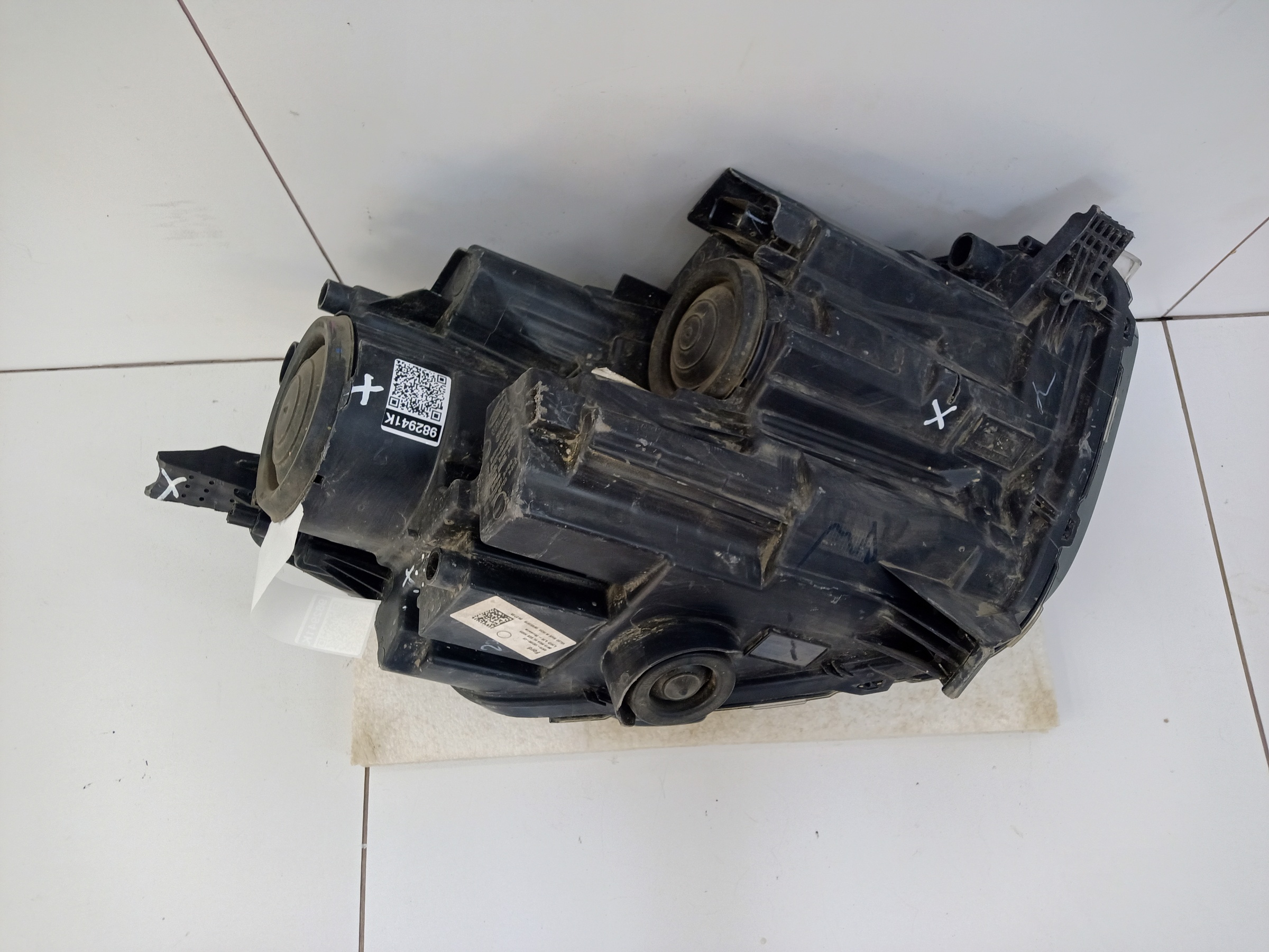 Фара передняя левая Ford EcoSport Restail ксенон