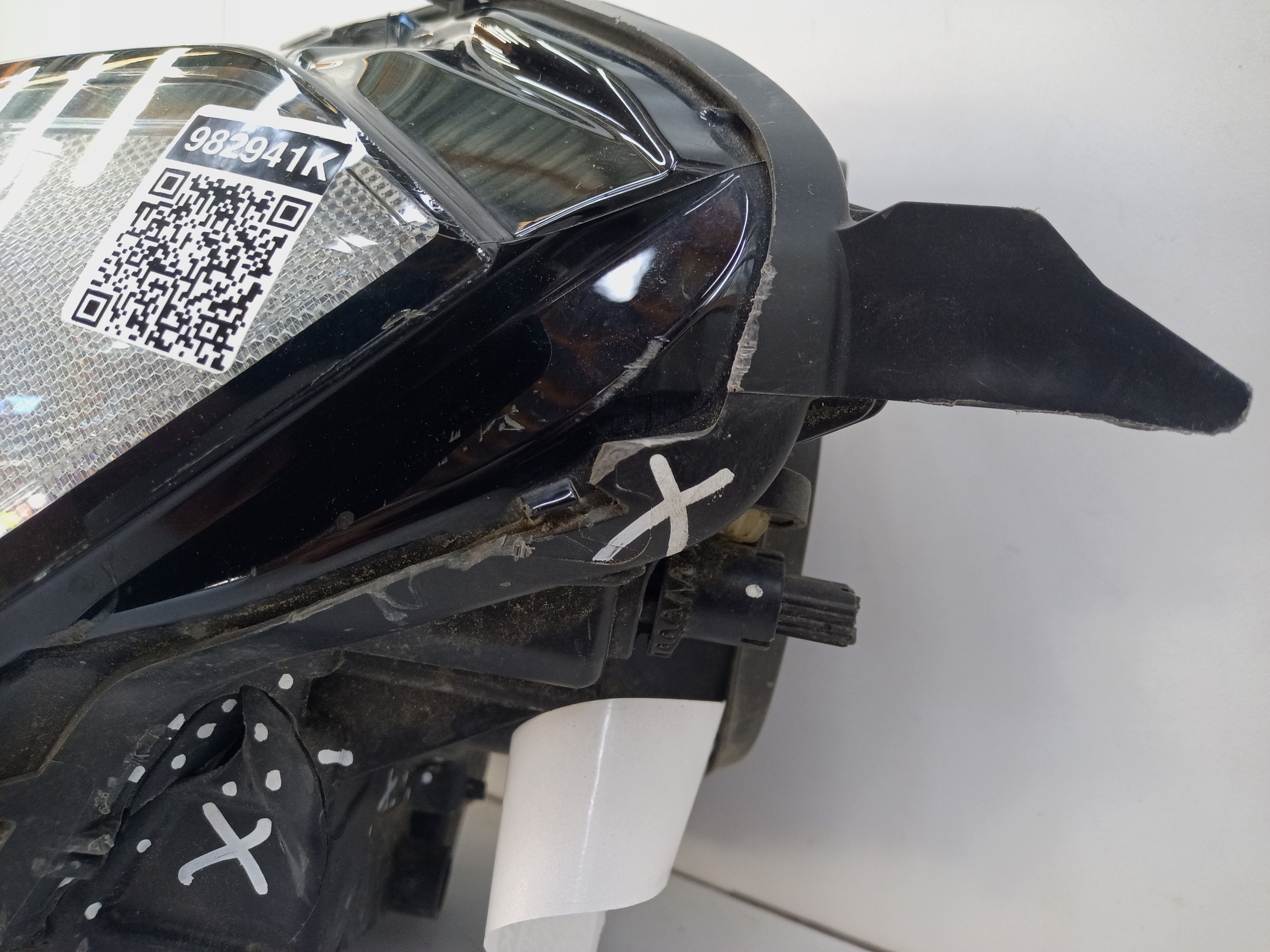 Фара передняя левая Ford EcoSport Restail ксенон