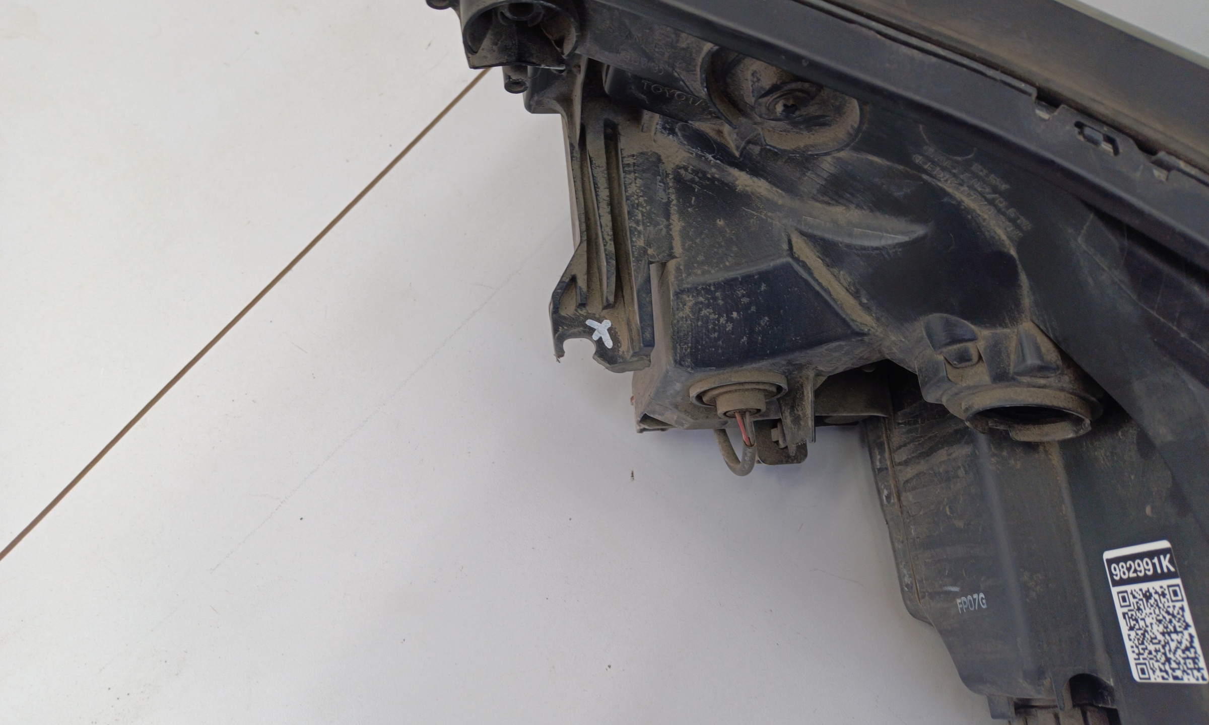 Фара передняя правая Toyota RAV4 CA40 Restail галоген линза ДХО