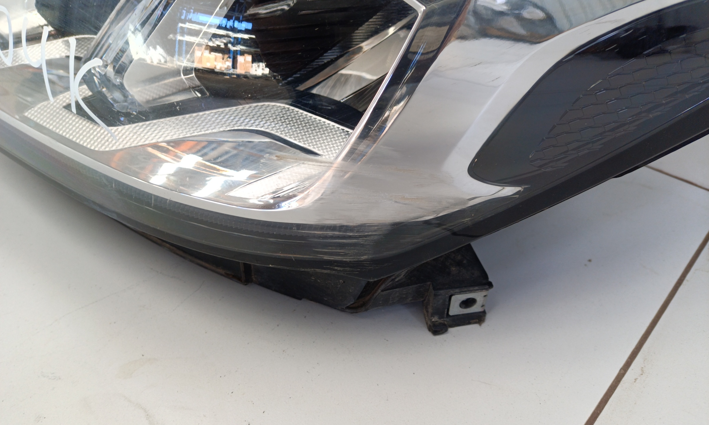 Фара передняя левая Chery Tiggo 7 Pro LED