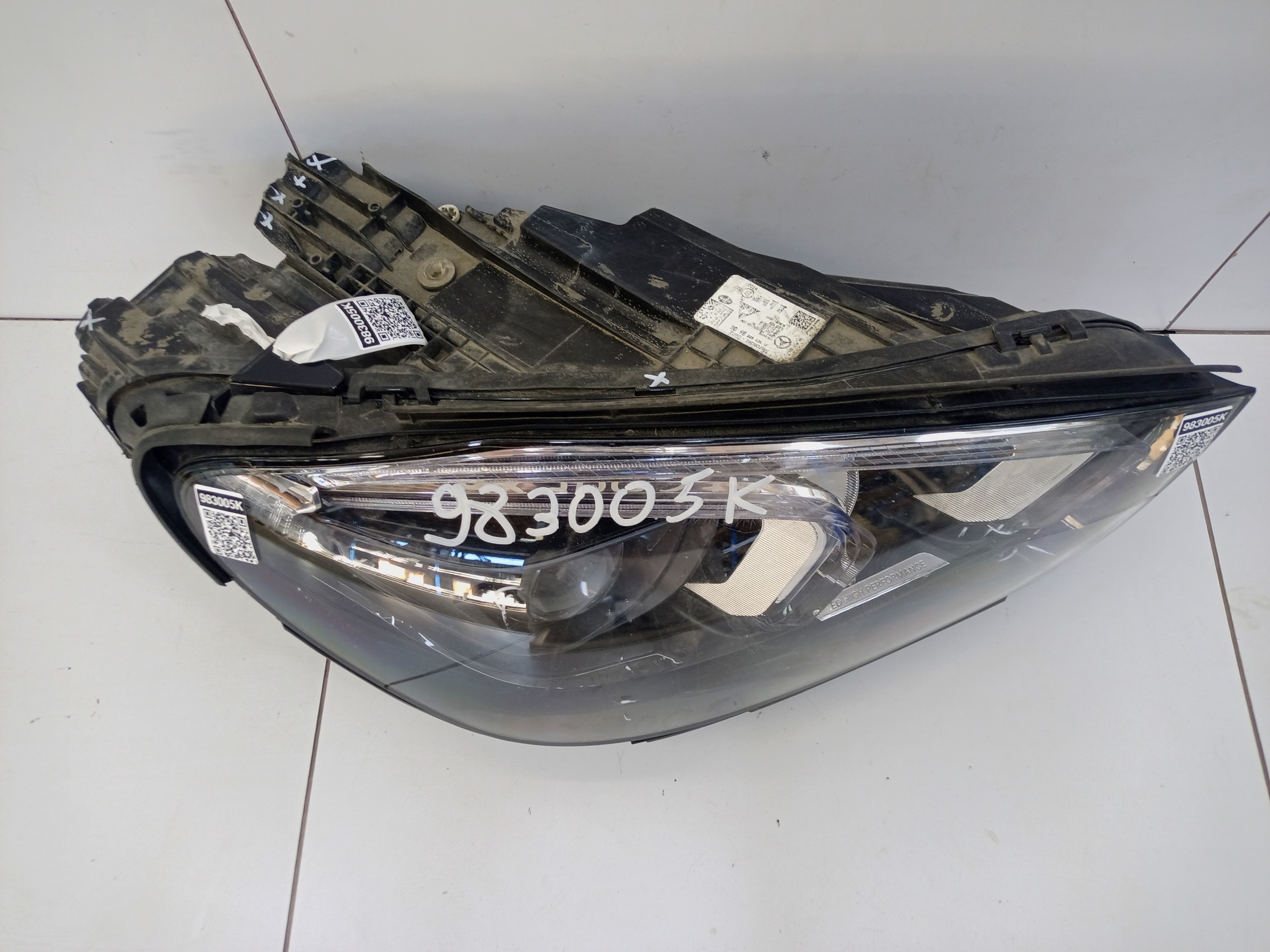 Фара передняя правая Mercedes-benz GLE-klasse V167 LED