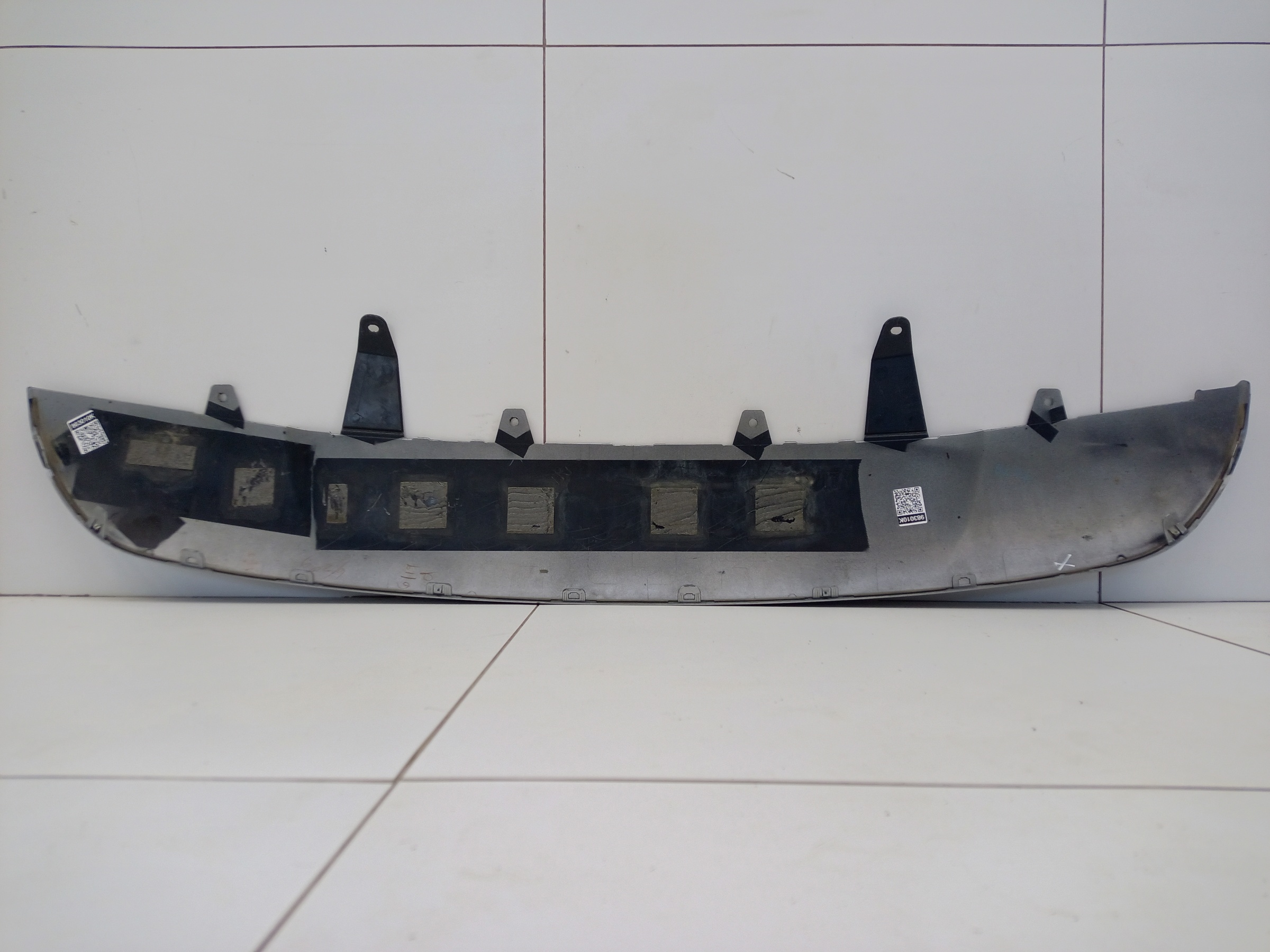 Накладка заднего бампера Toyota RAV4 CA40 Restail