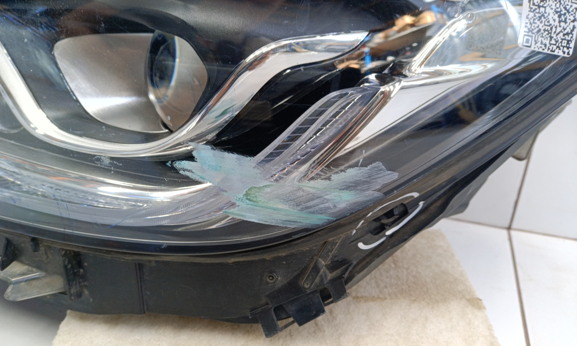 Фара передняя левая Mercedes-Benz GLA-Klasse H247 LED