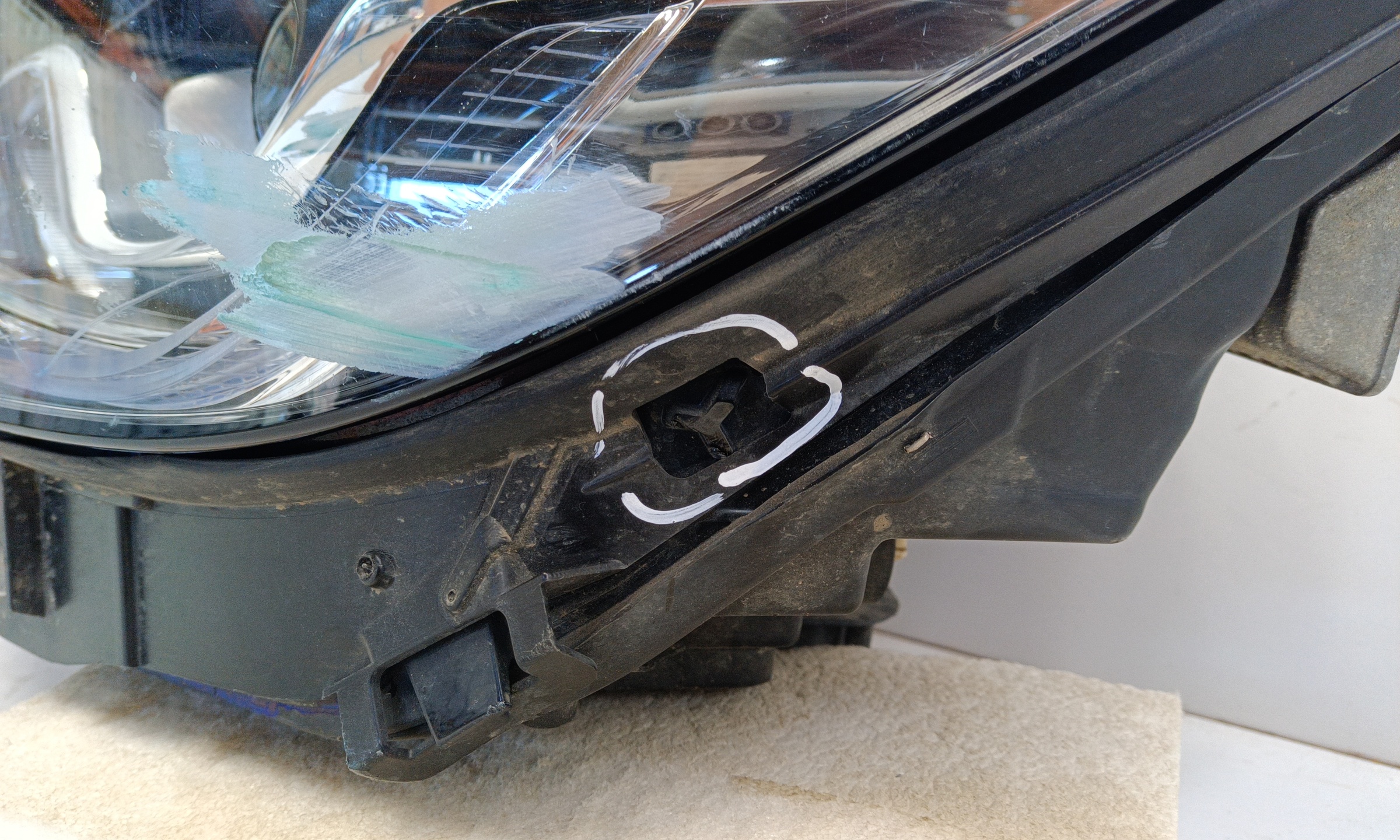 Фара передняя левая Mercedes-Benz GLA-Klasse H247 LED