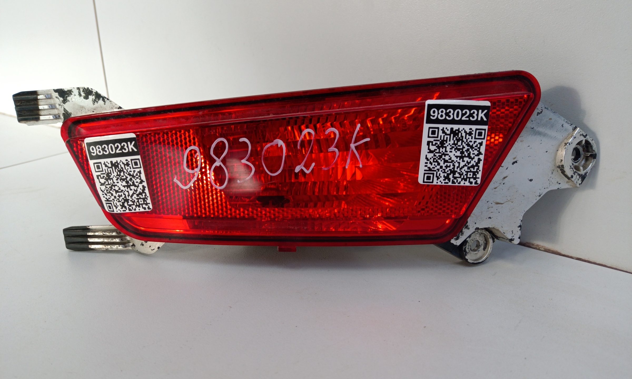 Фара ПТФ задняя левая Land Rover Range Rover Evoque 1
