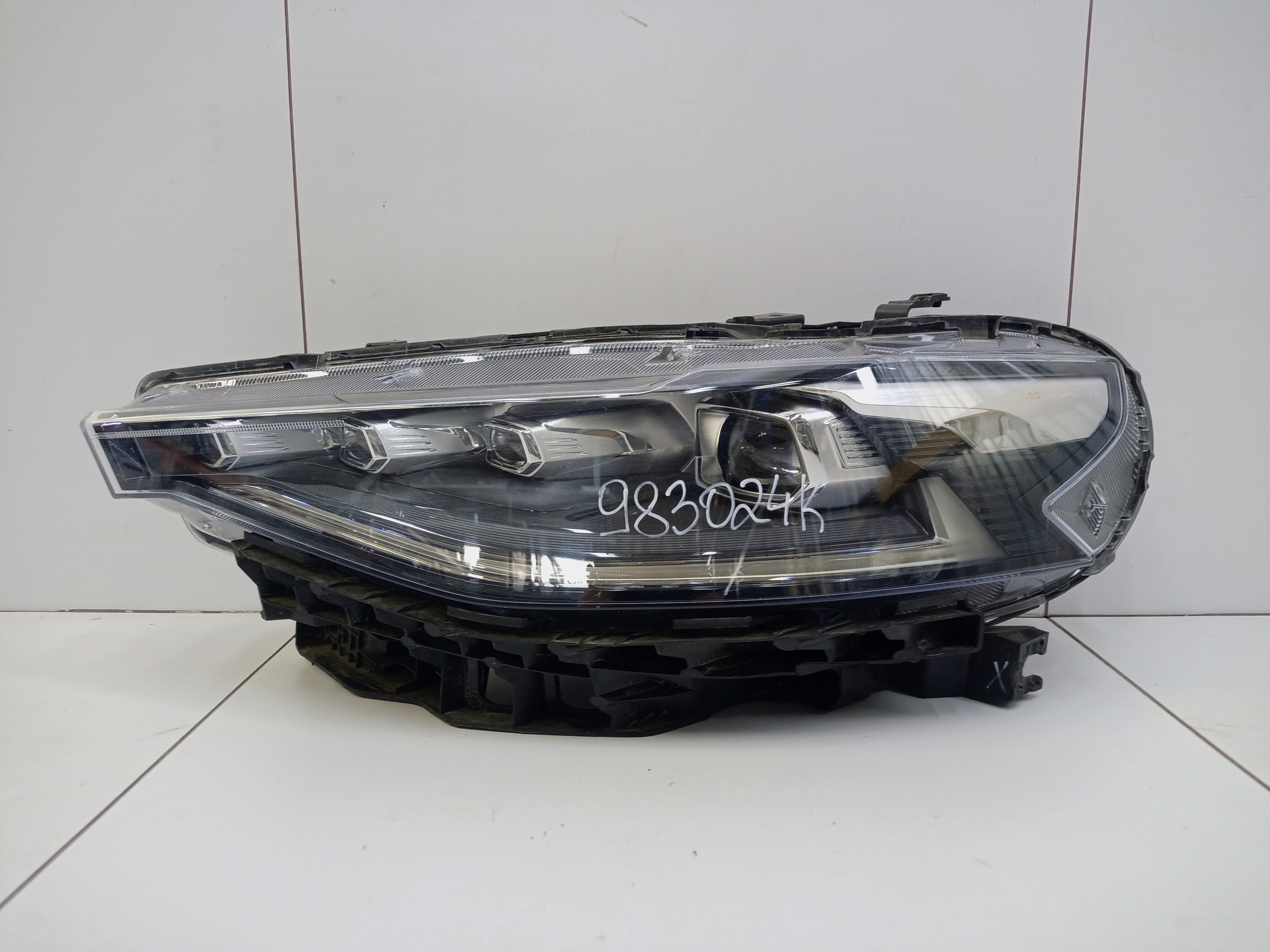 Фара передняя левая Haval F7 LED