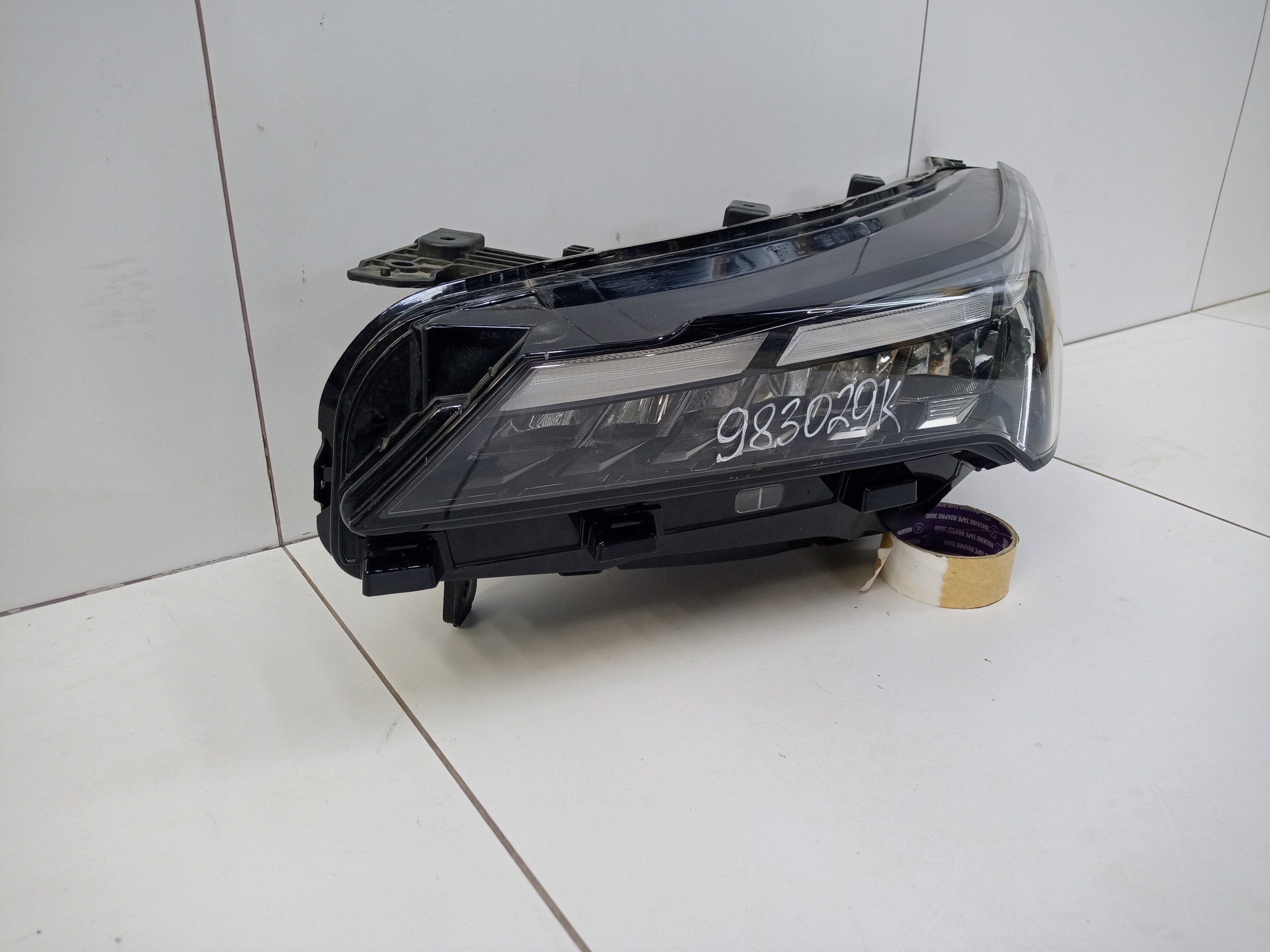 Фара передняя левая Geely Coolray Restail LED