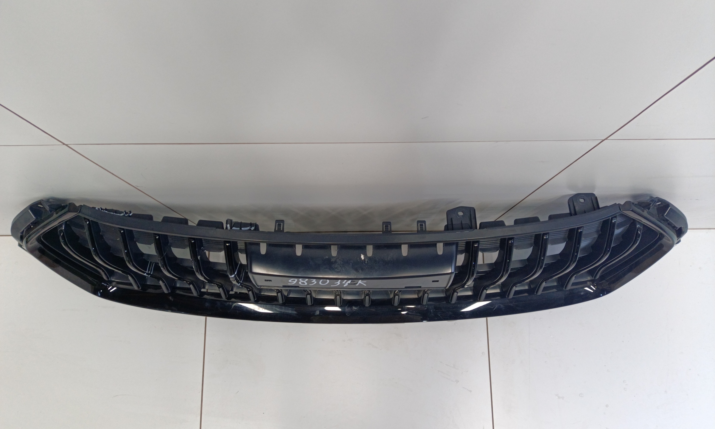 Решетка радиатора Haval Jolion Restail под камеру