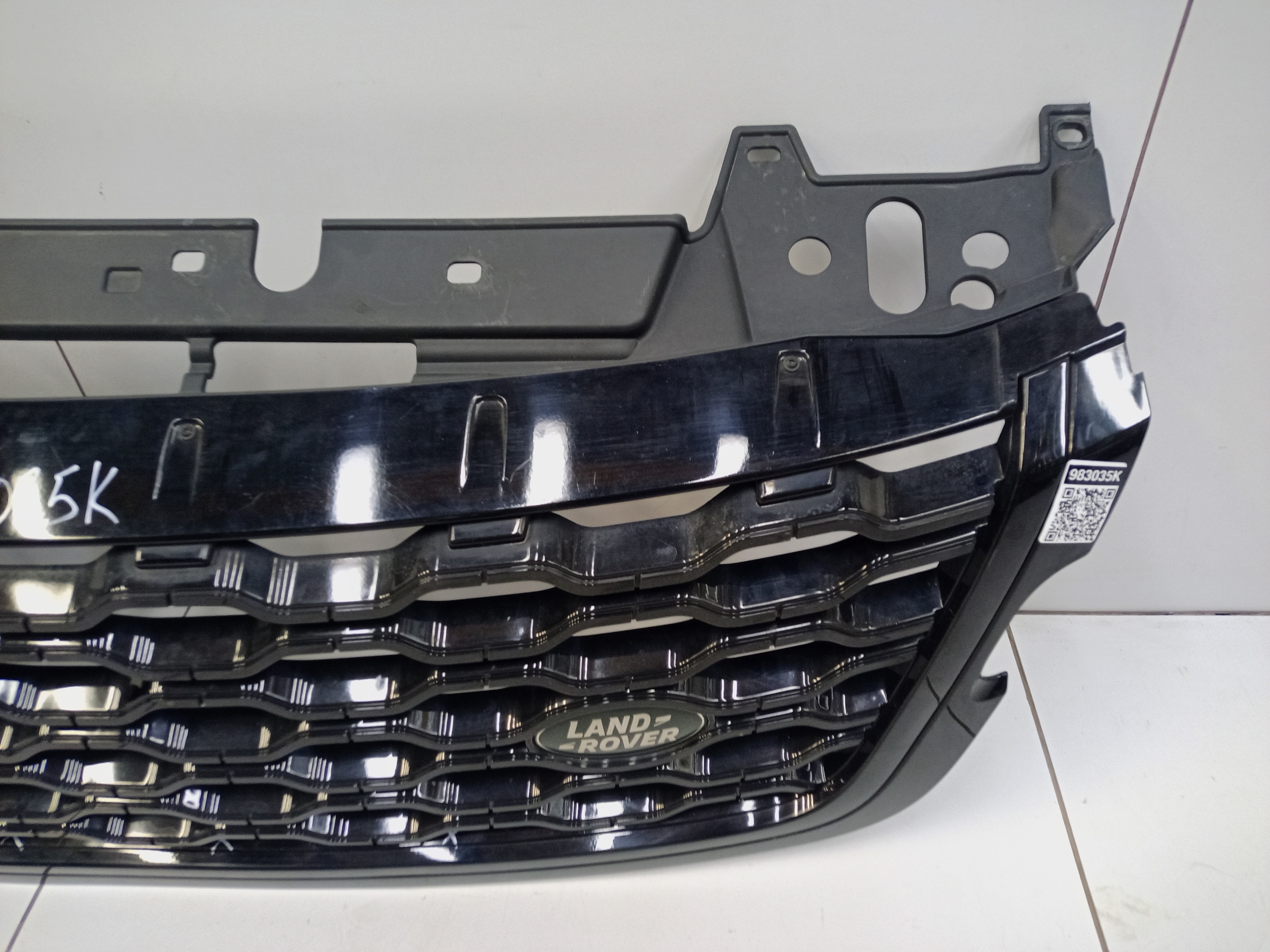 Решётка радиатора Land Rover Range Rover Velar черная