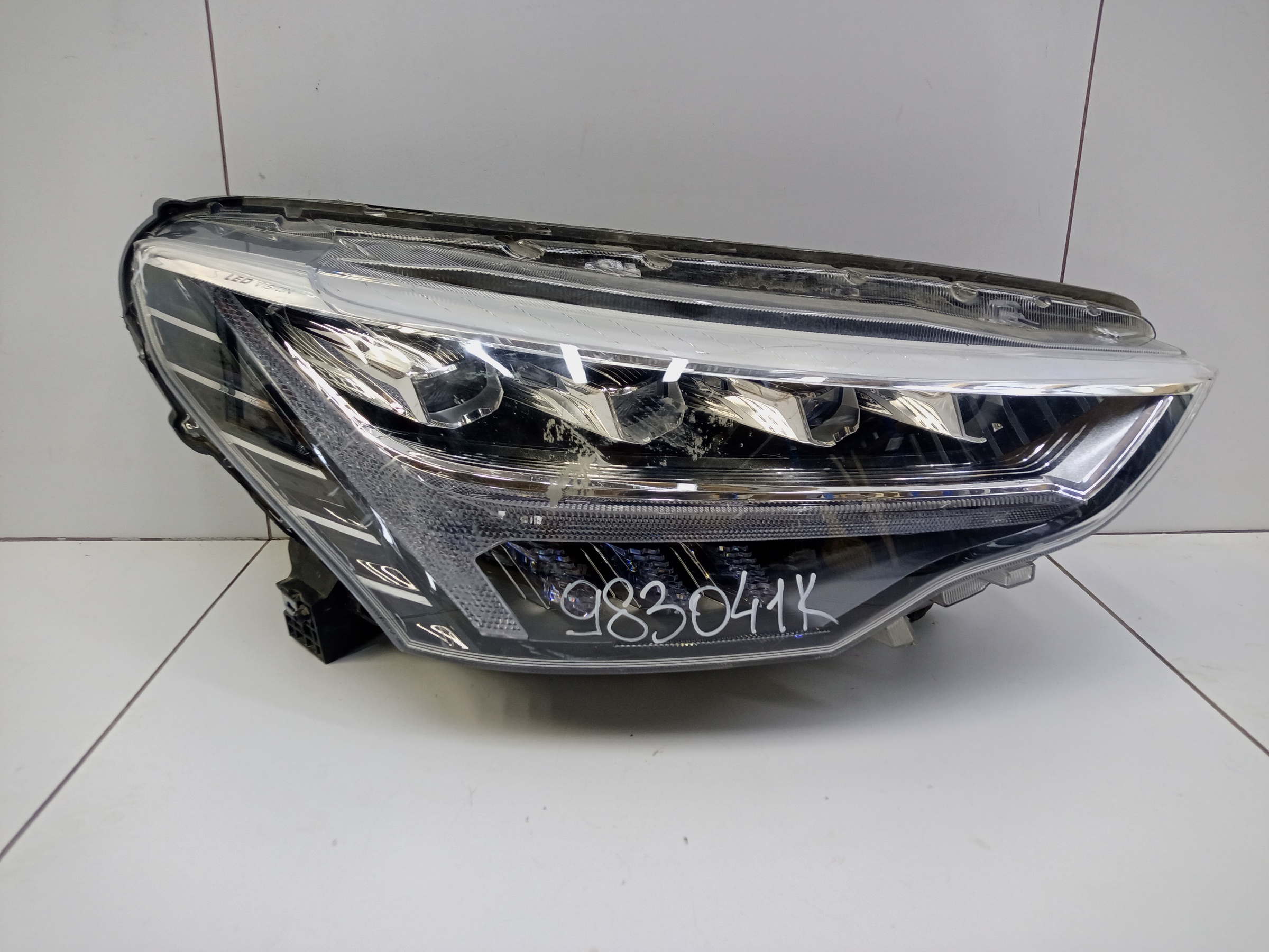 Фара передняя правая Haval Jolion LED