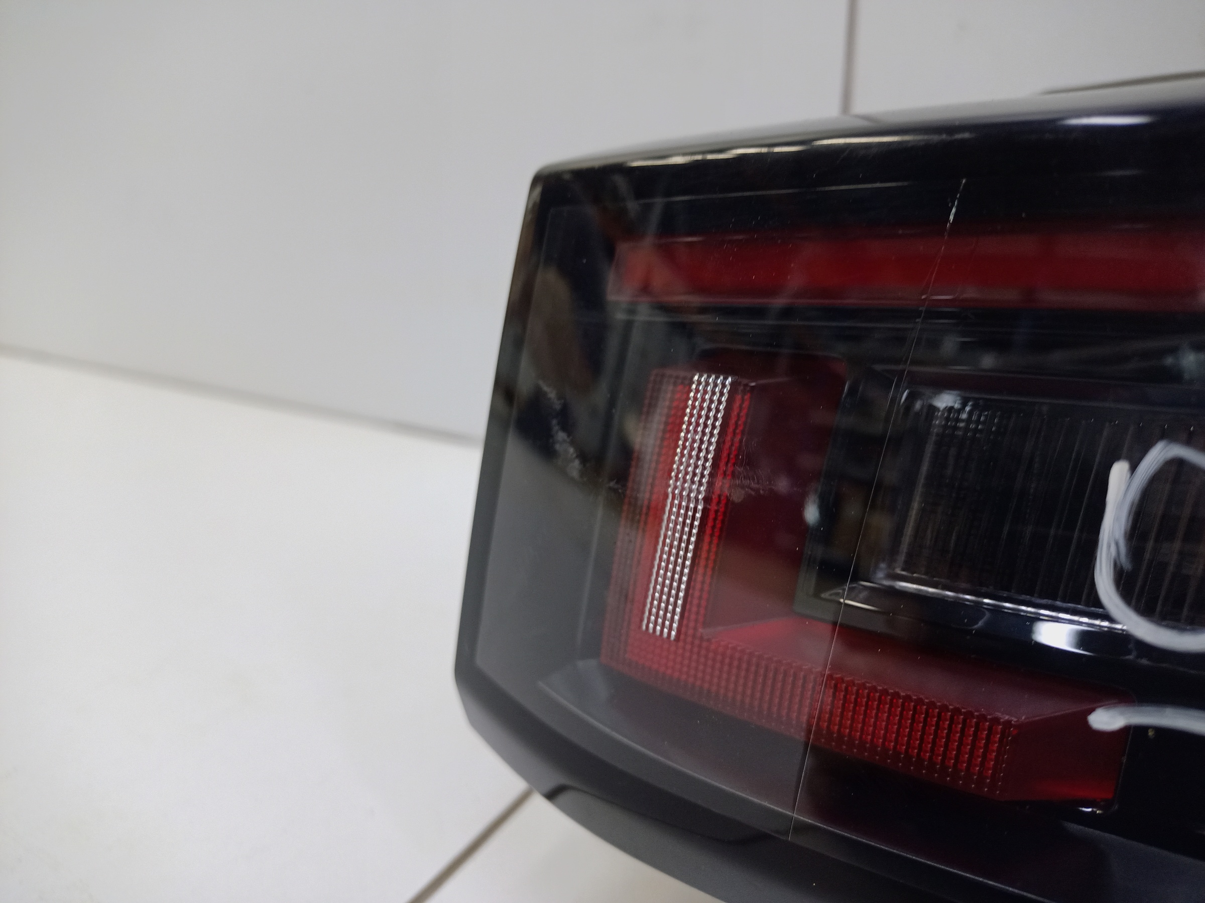 Фонарь задний правый наружный Changan Lamore