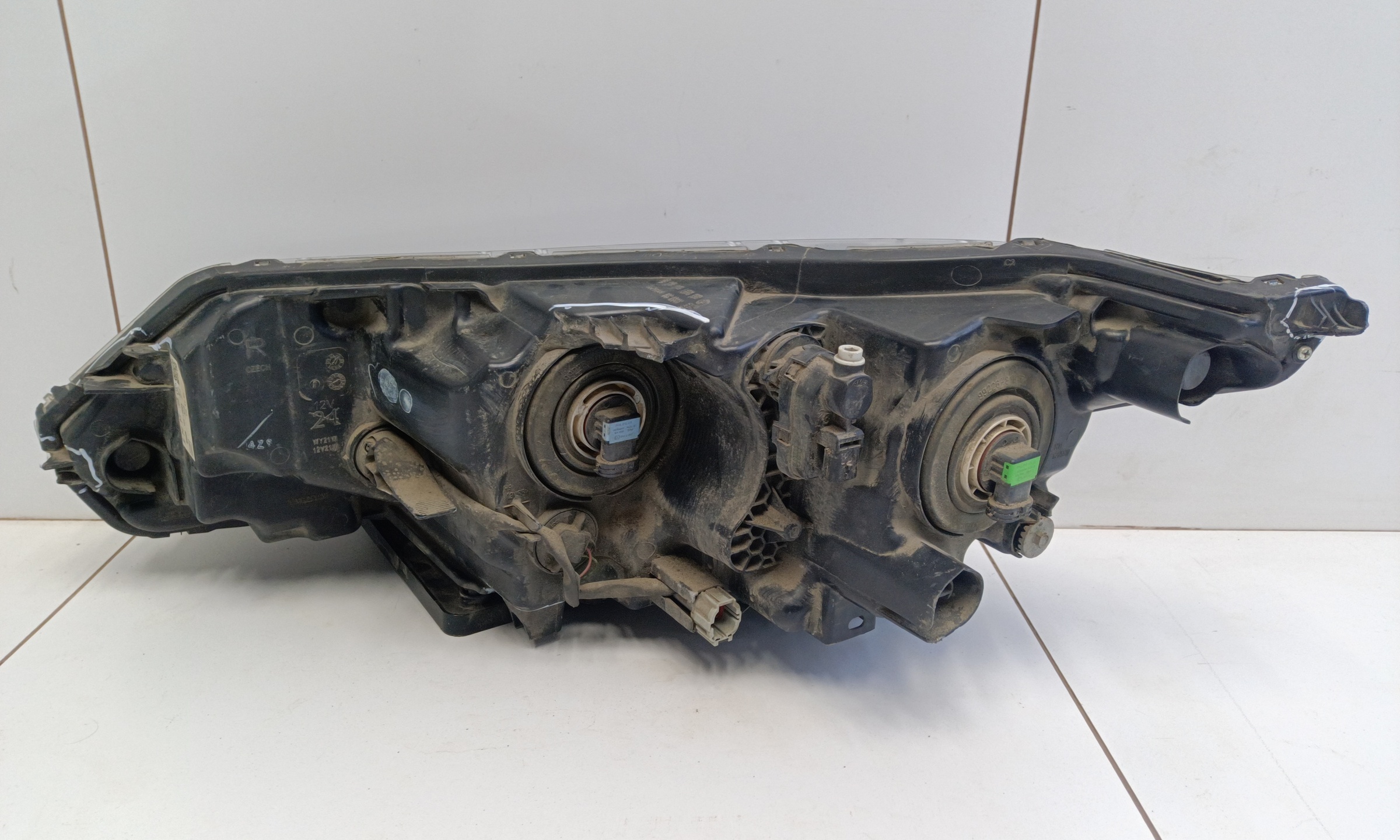 Фара передняя правая Nissan Qashqai 2 Restail галоген
