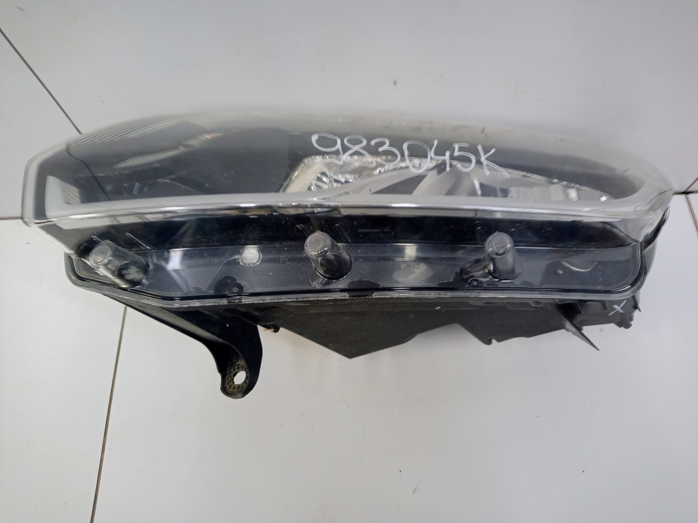 Фара передняя левая Renault Logan 2