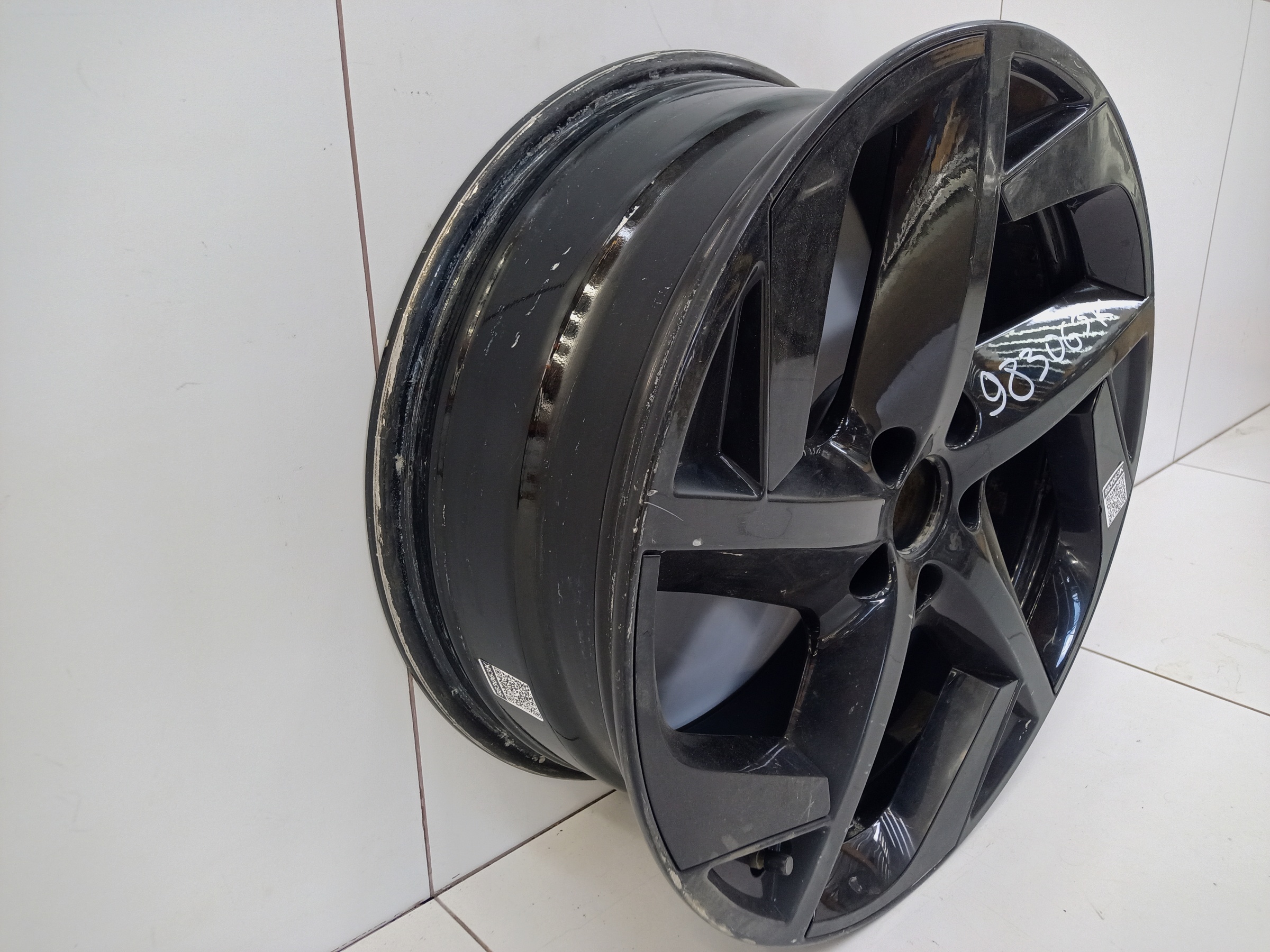 Диск колеса литой Omoda C5 R18 черный