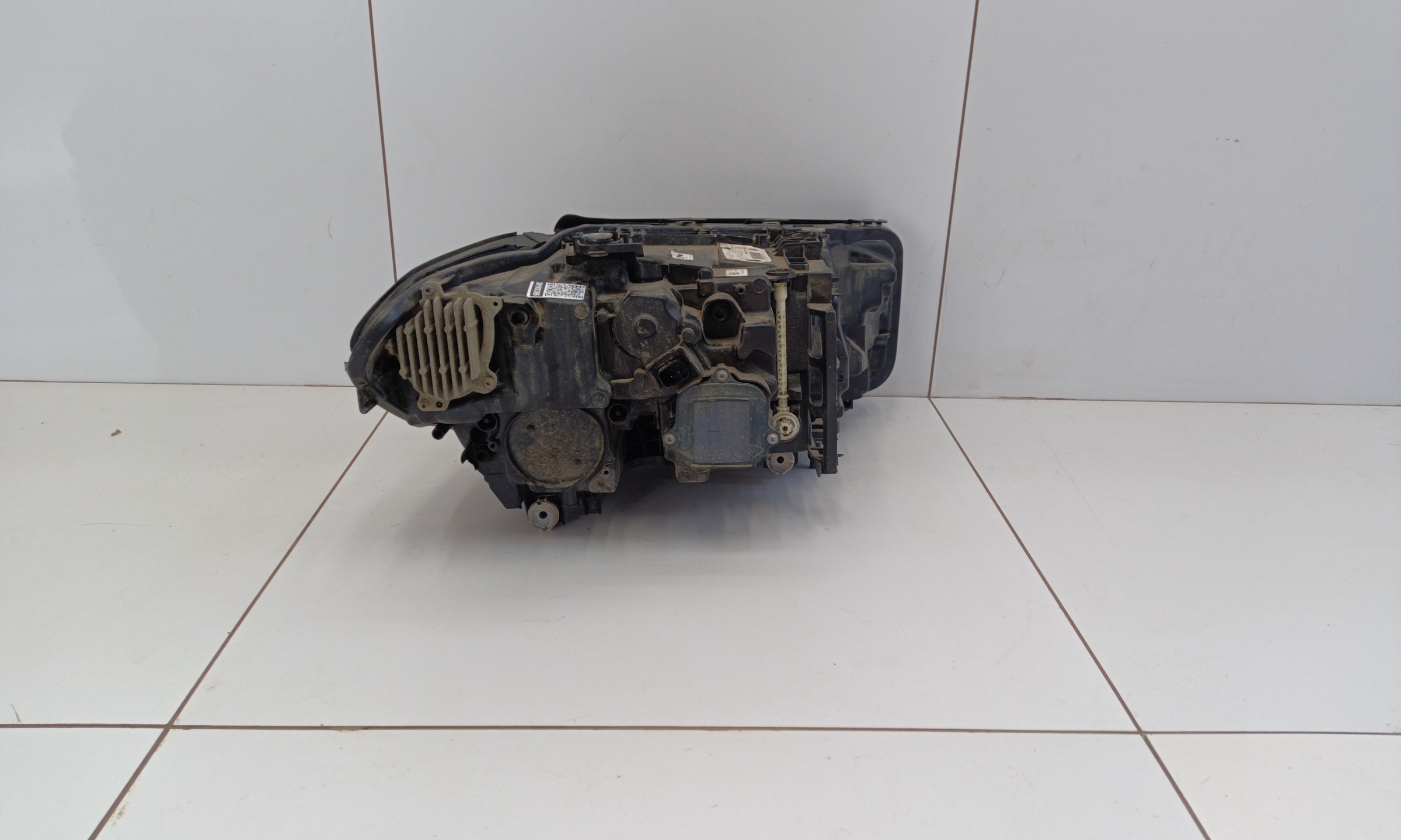 Фара передняя левая BMW 5er G30 Restail LED