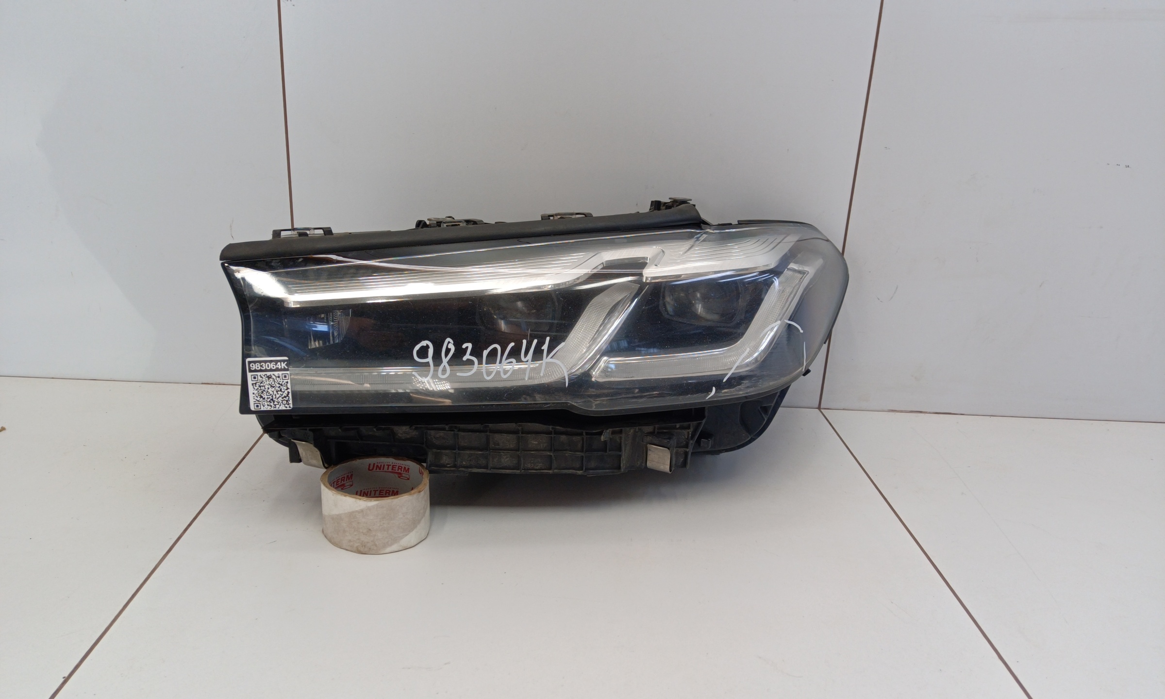 Фара передняя левая BMW 5er G30 Restail LED