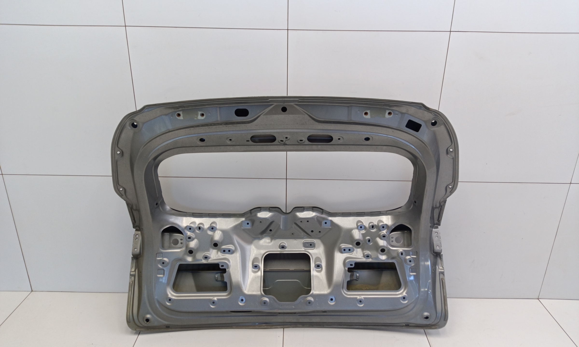 Крышка багажника Haval Jolion
